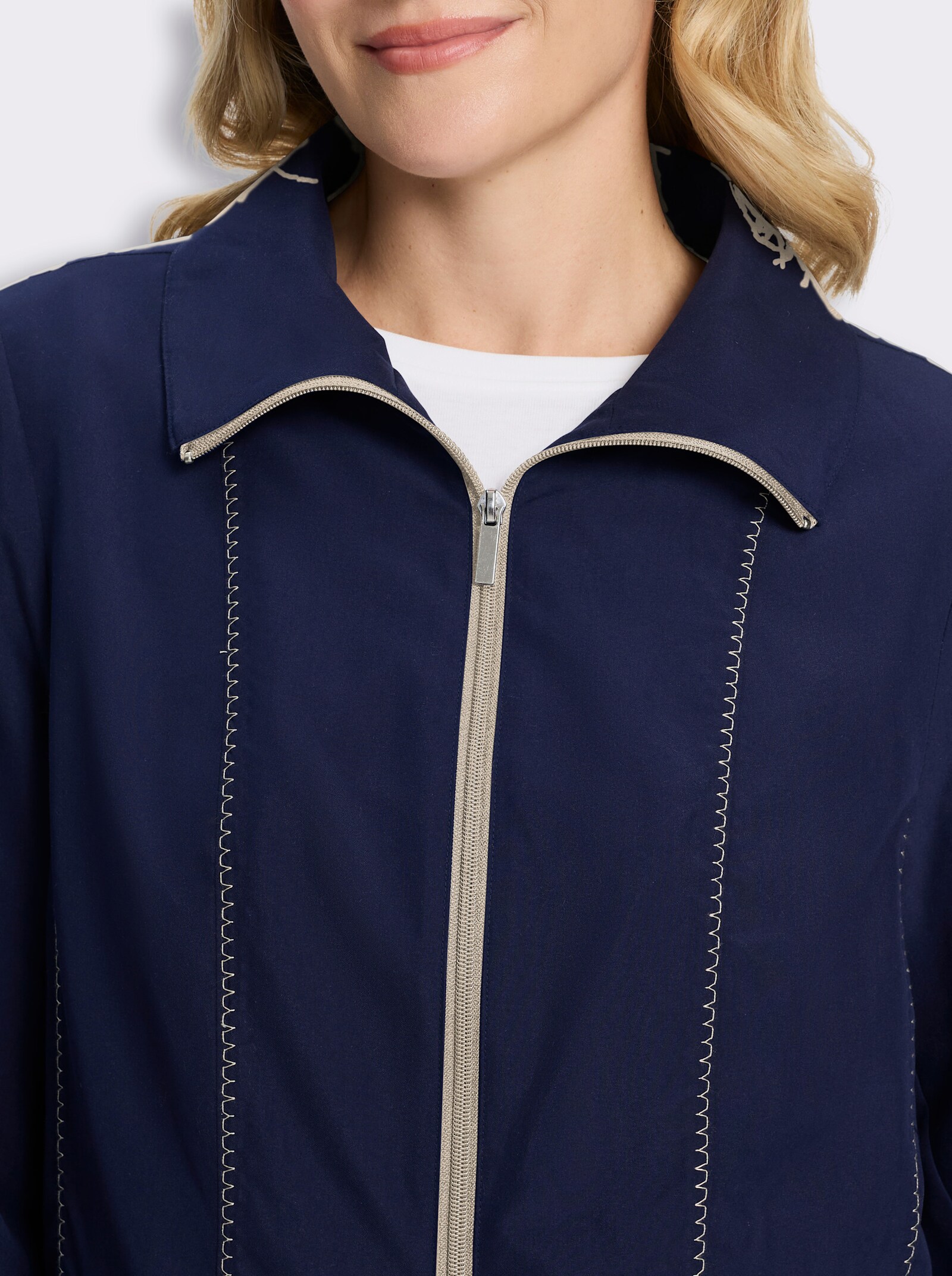 Jacke mit Kontrastnähten - marine