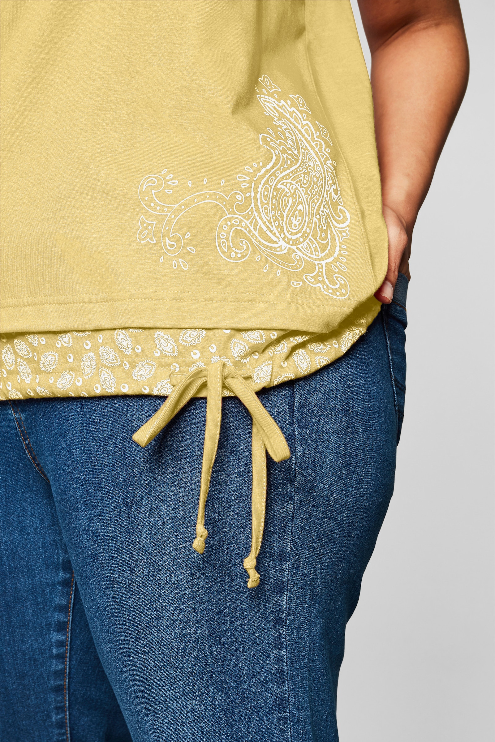 sheego Kurzarmshirt in 2-in-1-Optik - limone