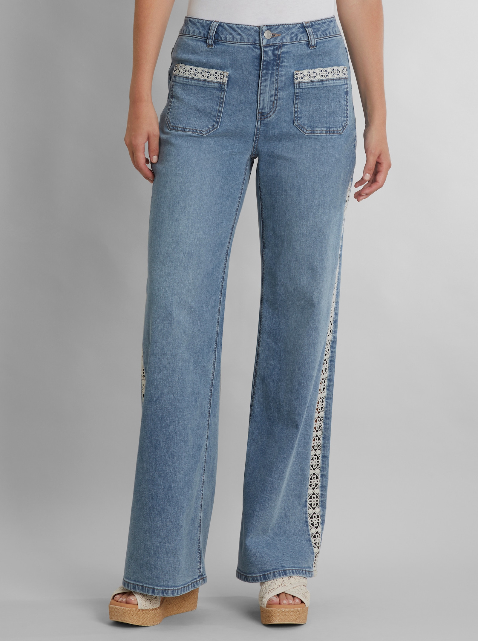 heine Bootcut-Jeans mit Spitze seitlich - blue-bleached