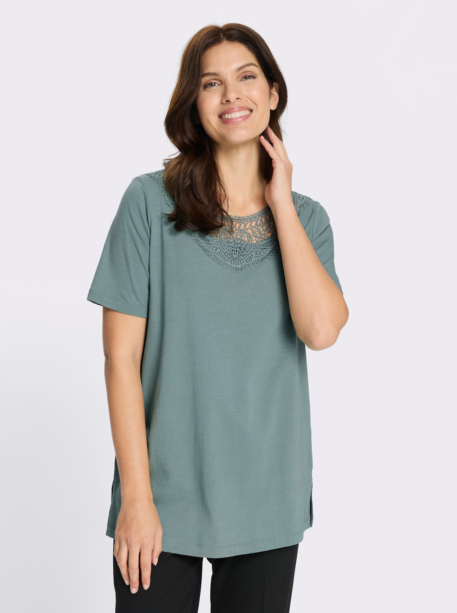 Longshirt mit Spitzeneinsatz - jade