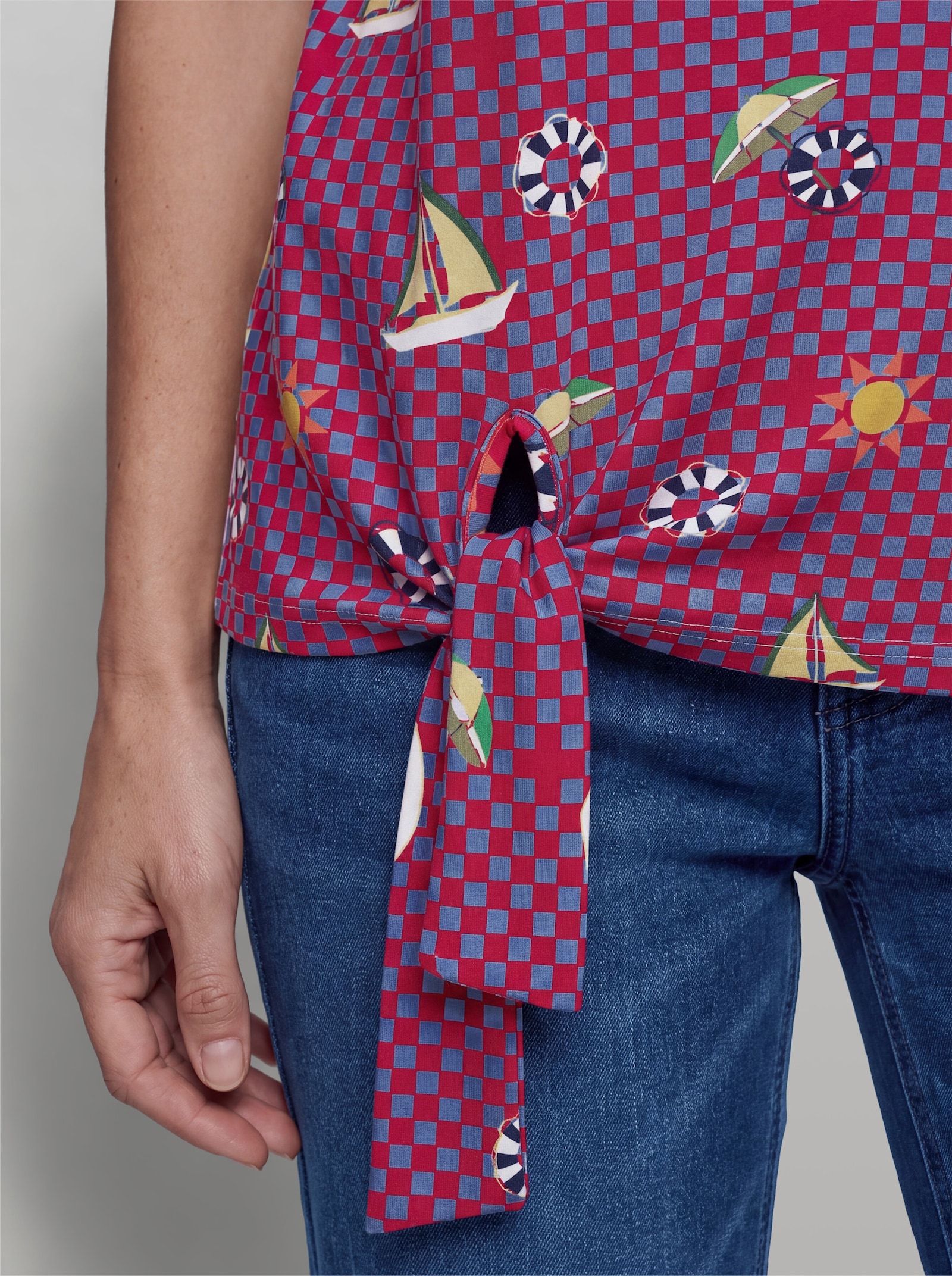 heine Kurzarmshirt mit Knoten-Detail - weiß-erdbeere-bedruckt