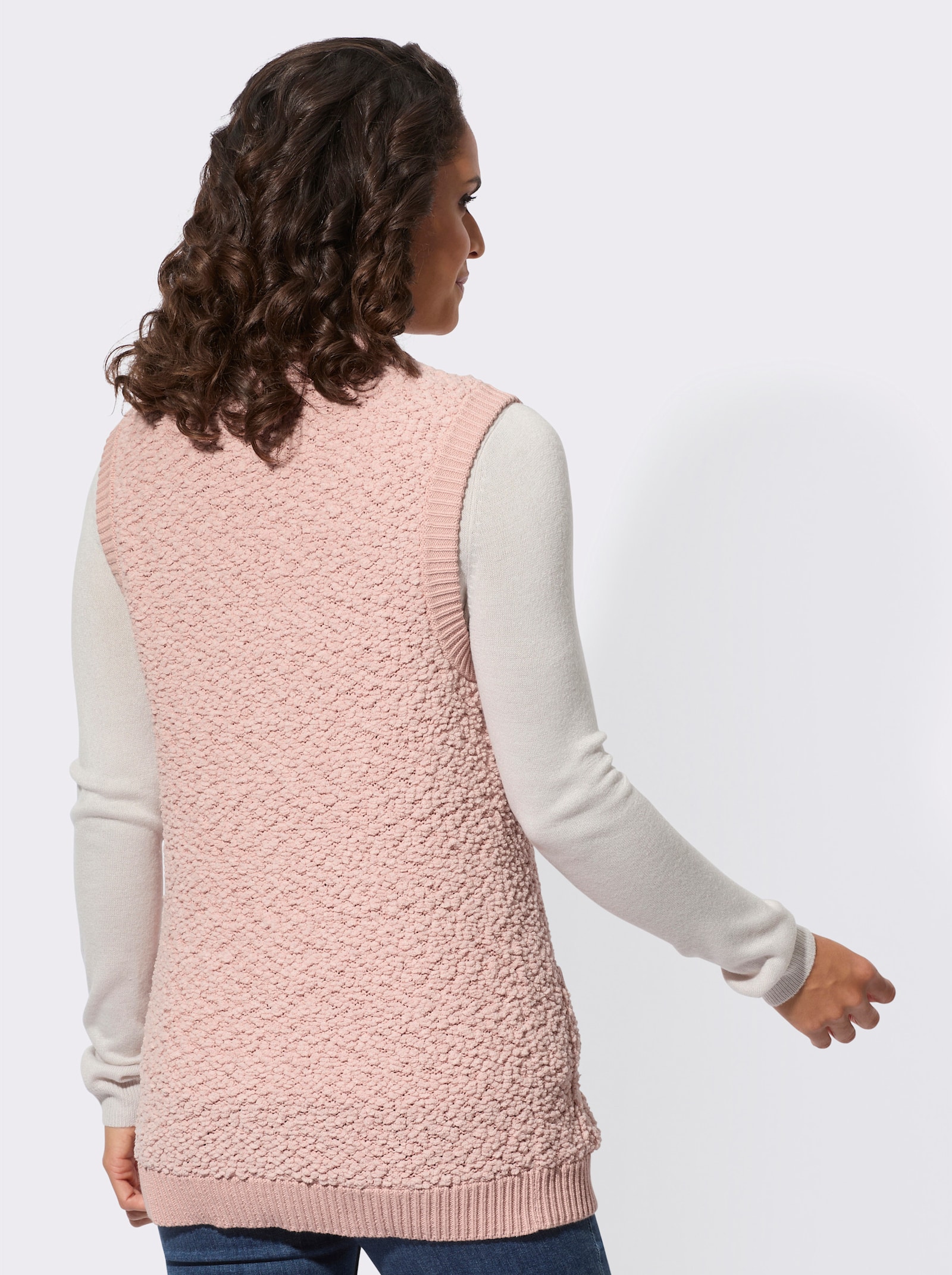 Pletená vesta z hebce měkkého materiálu - pudrová