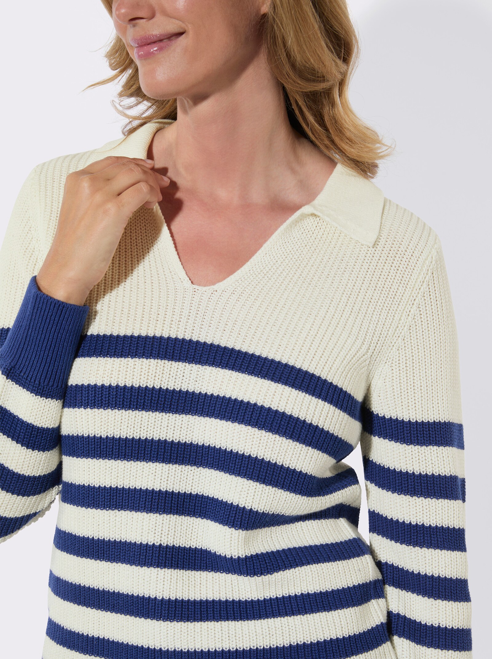 Troyer mit Ringelmuster - ecru-royalblau-gemustert