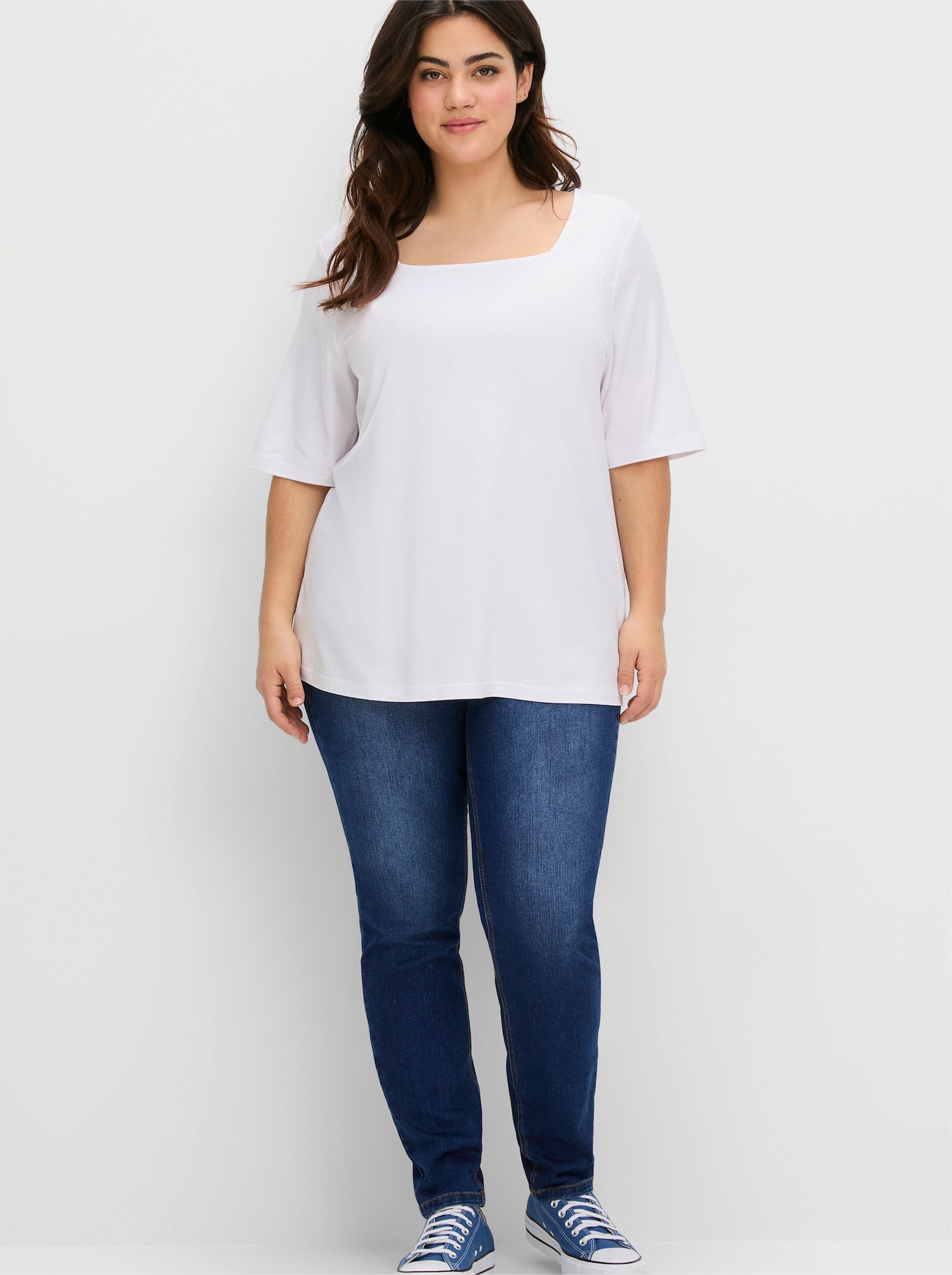 sheego Shirt mit Karree-Ausschnitt, leicht tailliert - ecru