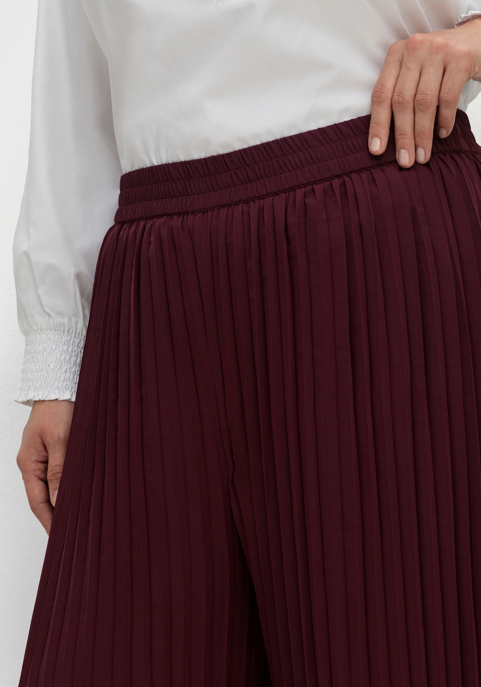 Schlupfhose in Plissee-Qualität - burgund