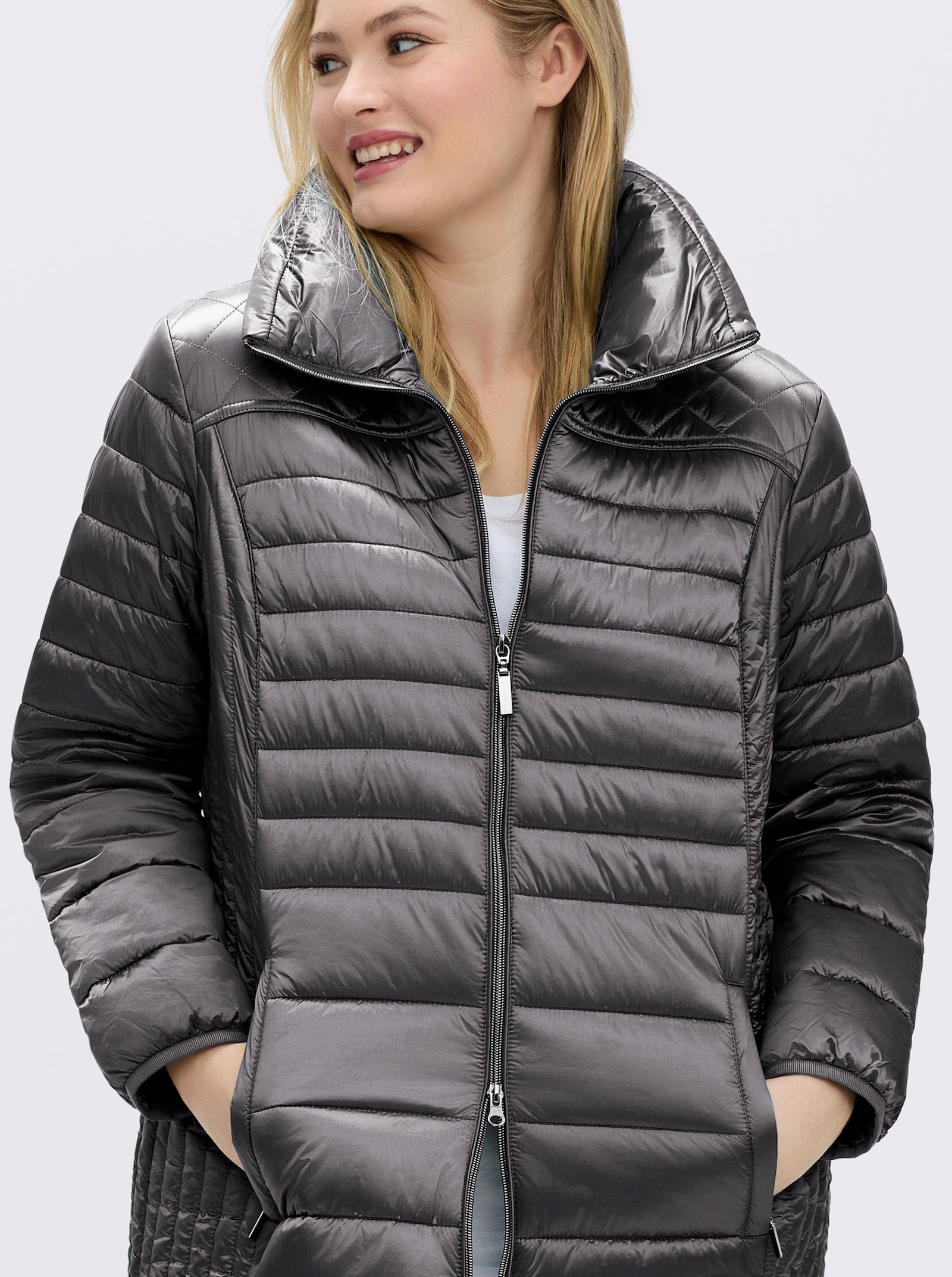 Steppjacke mit dezentem Glanz - silbergrau