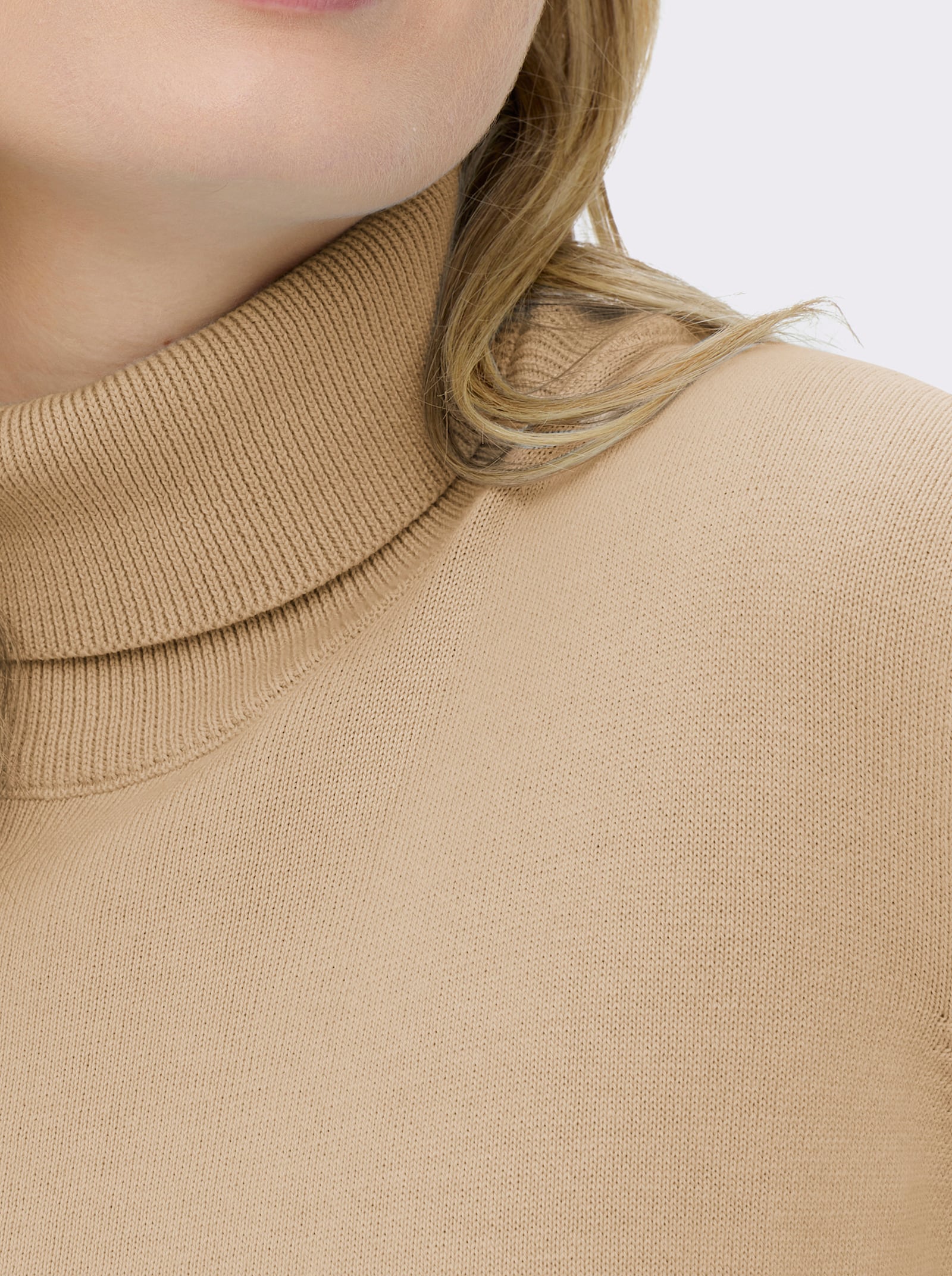 Rollkragenpullover aus reiner Baumwolle - beige