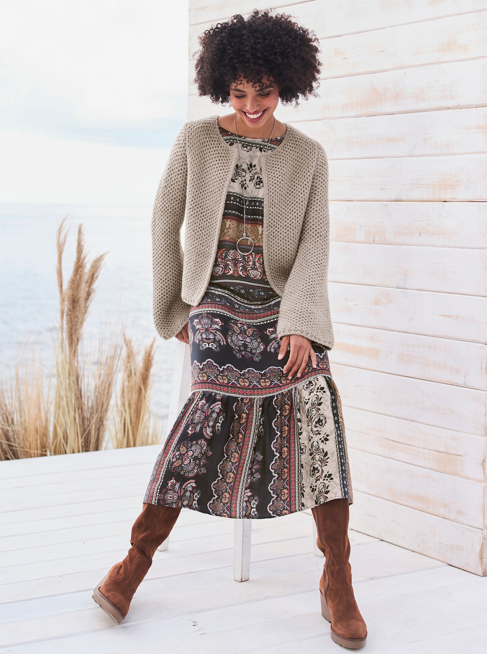 heine Strickjacke mit Trompeten-Ärmeln - sesam-meliert