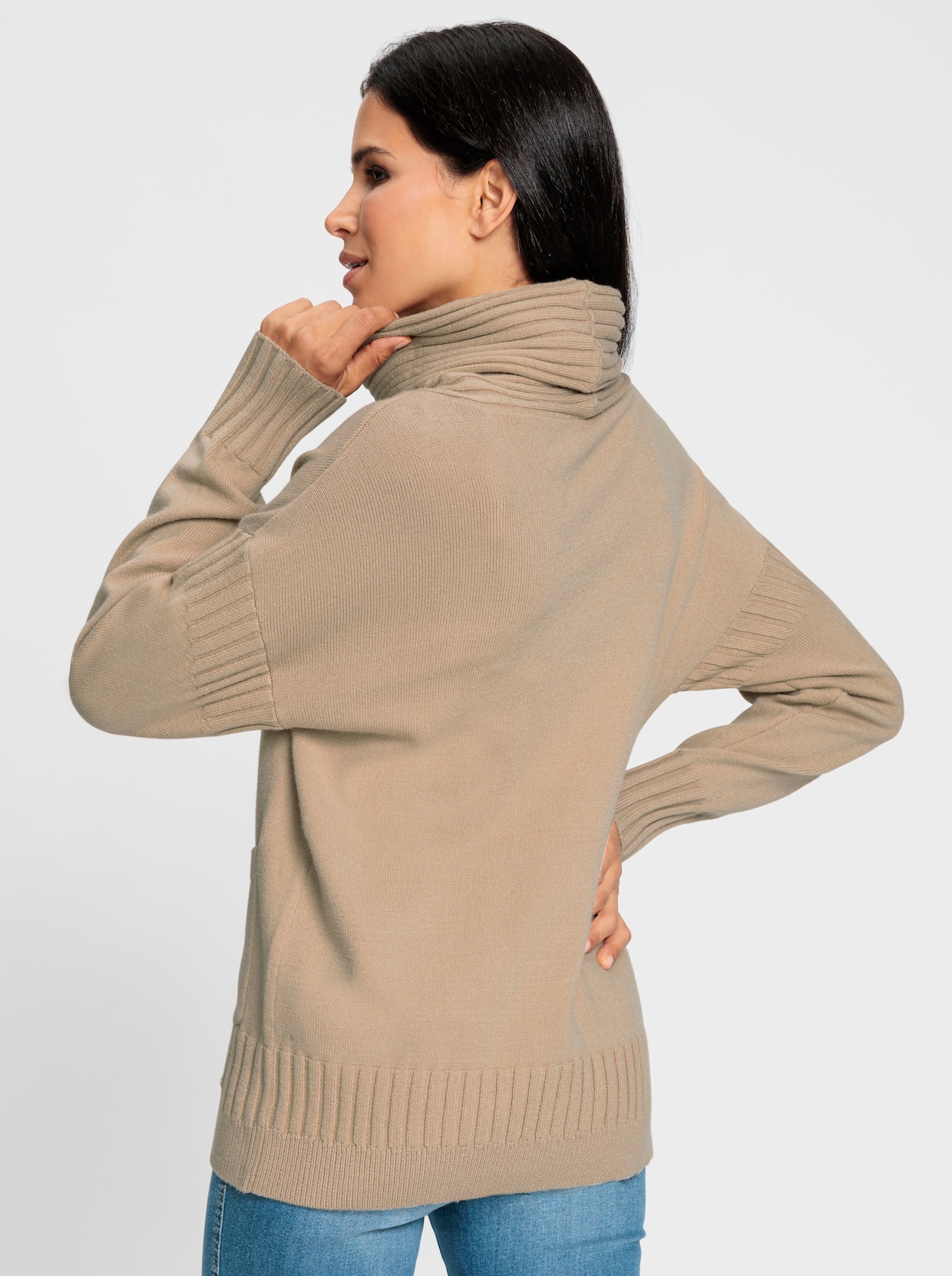 heine Rollkragenpullover mit aufgesetzten Taschen - beige