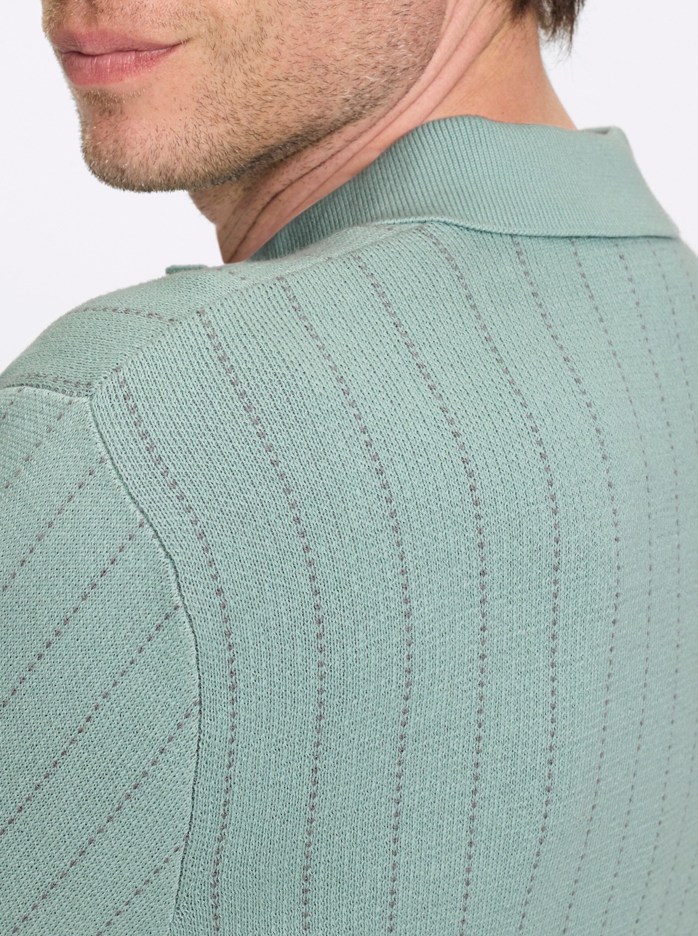 Thumbnail - Strickjacke