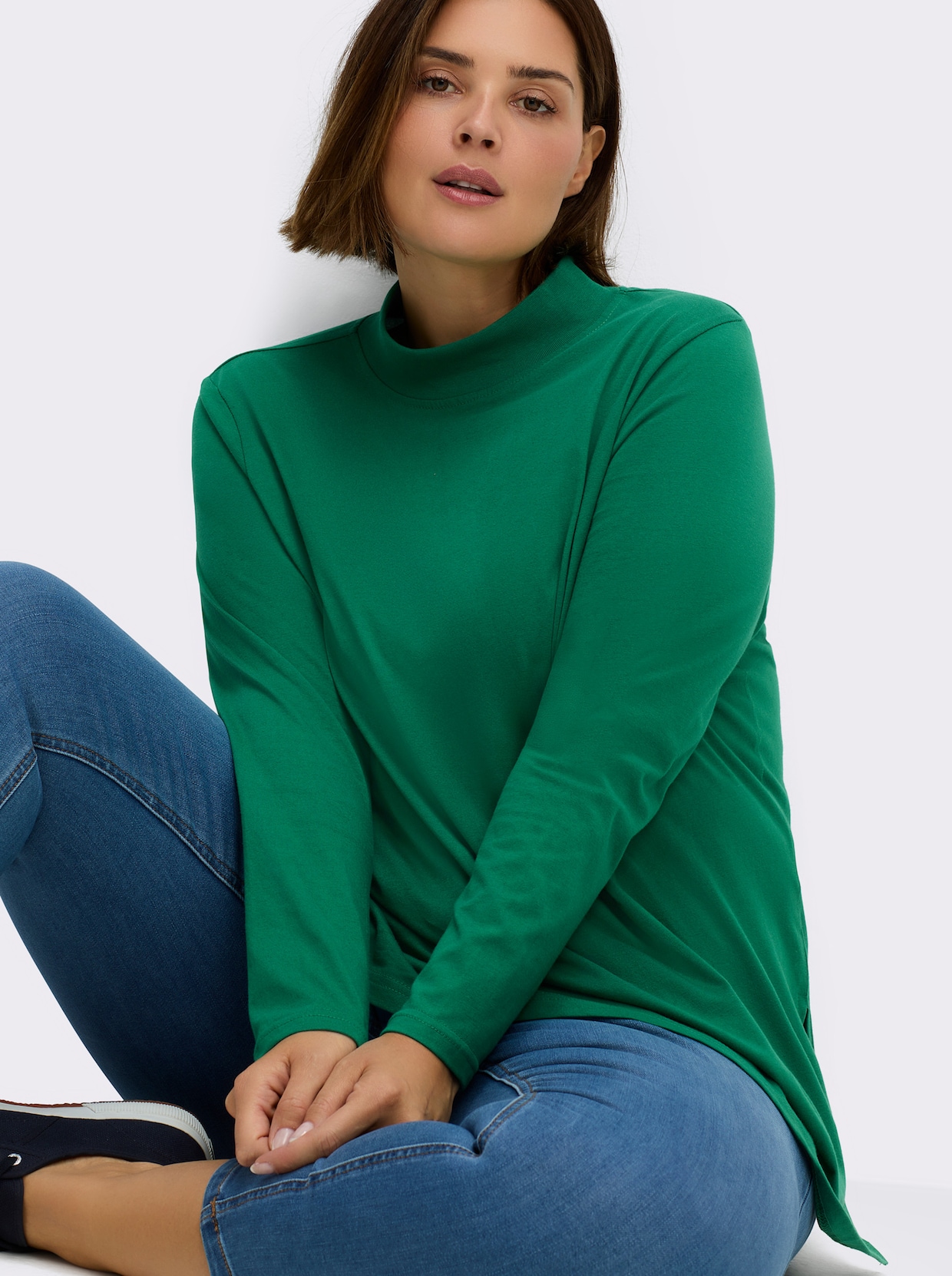 Longshirt mit hohen Seitenschlitzen - grün