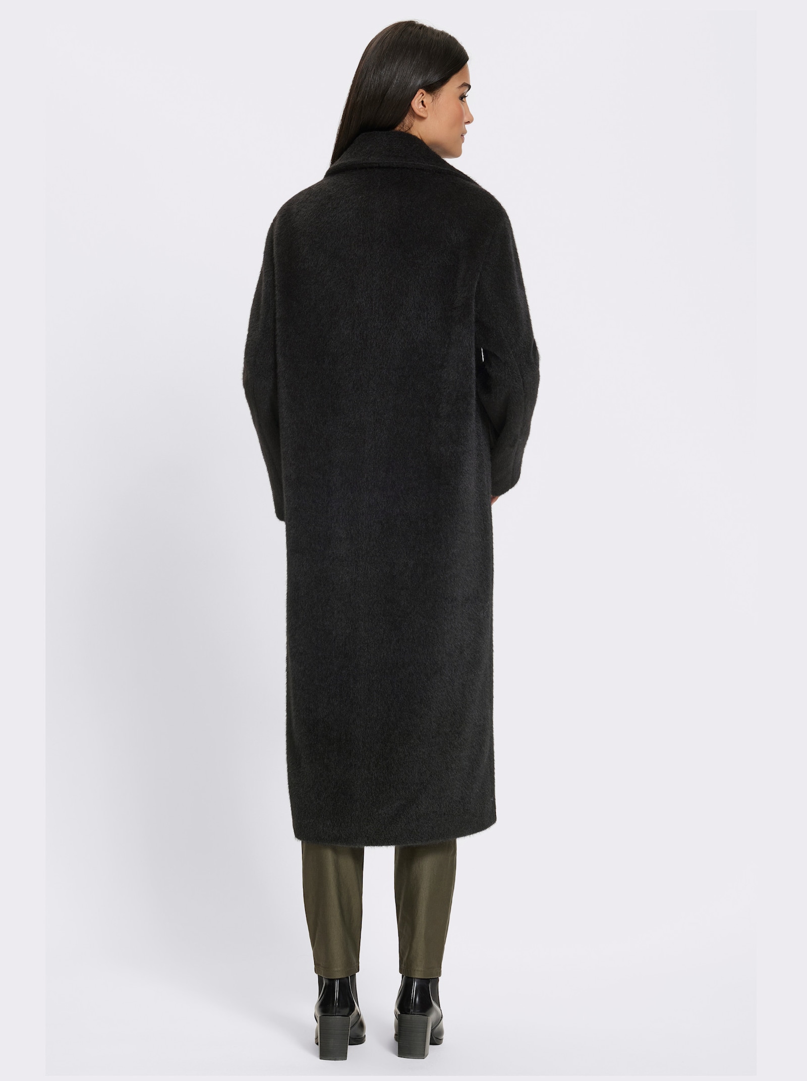 heine Wintermantel in flauschiger Optik - schwarz
