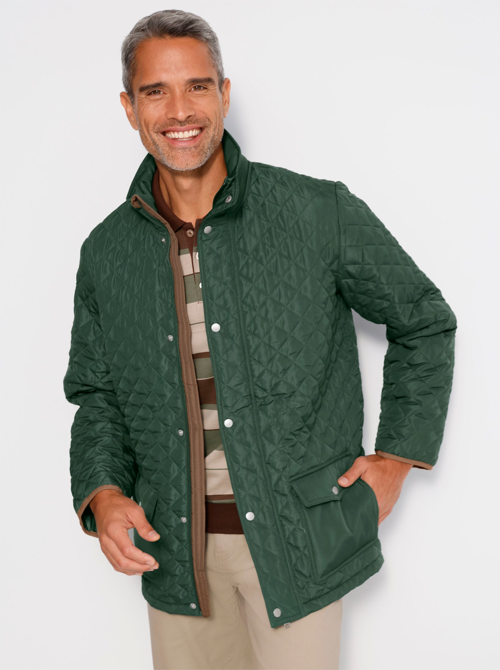 Prošívaná bunda s kosočtvercovým vzorem - mechová