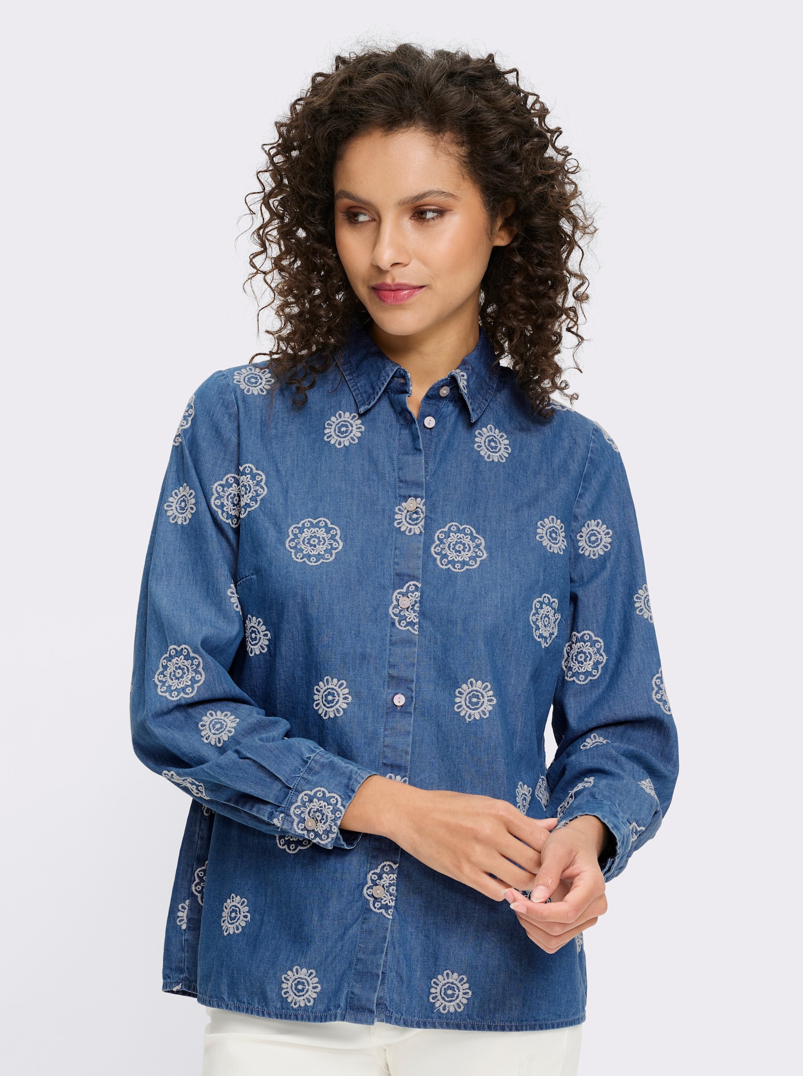 heine Hemdbluse mit Blumenstickerei - blue-bleached