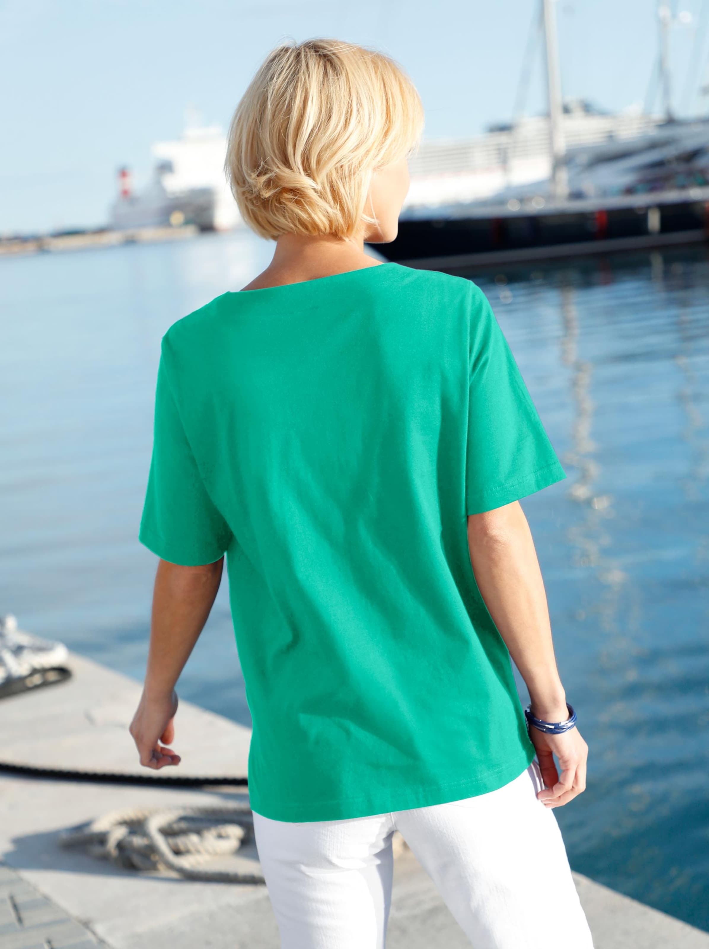 Shirt Kurzarm günstig Kaufen-Kurzarmshirt in smaragdgrün von heine. Kurzarmshirt in smaragdgrün von heine <![CDATA[Shirt mit Muscheldruck vorne. Seitenschlitze.]]>. 