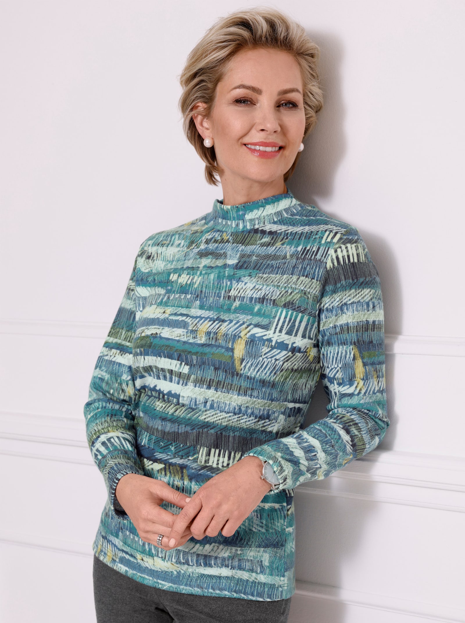 Stehkragenshirt in angerauter Qualität - jade-ecru-bedruckt