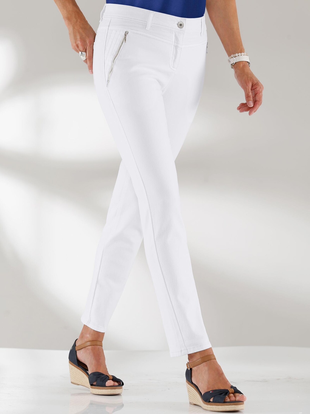 Gerade Jeans - weiss