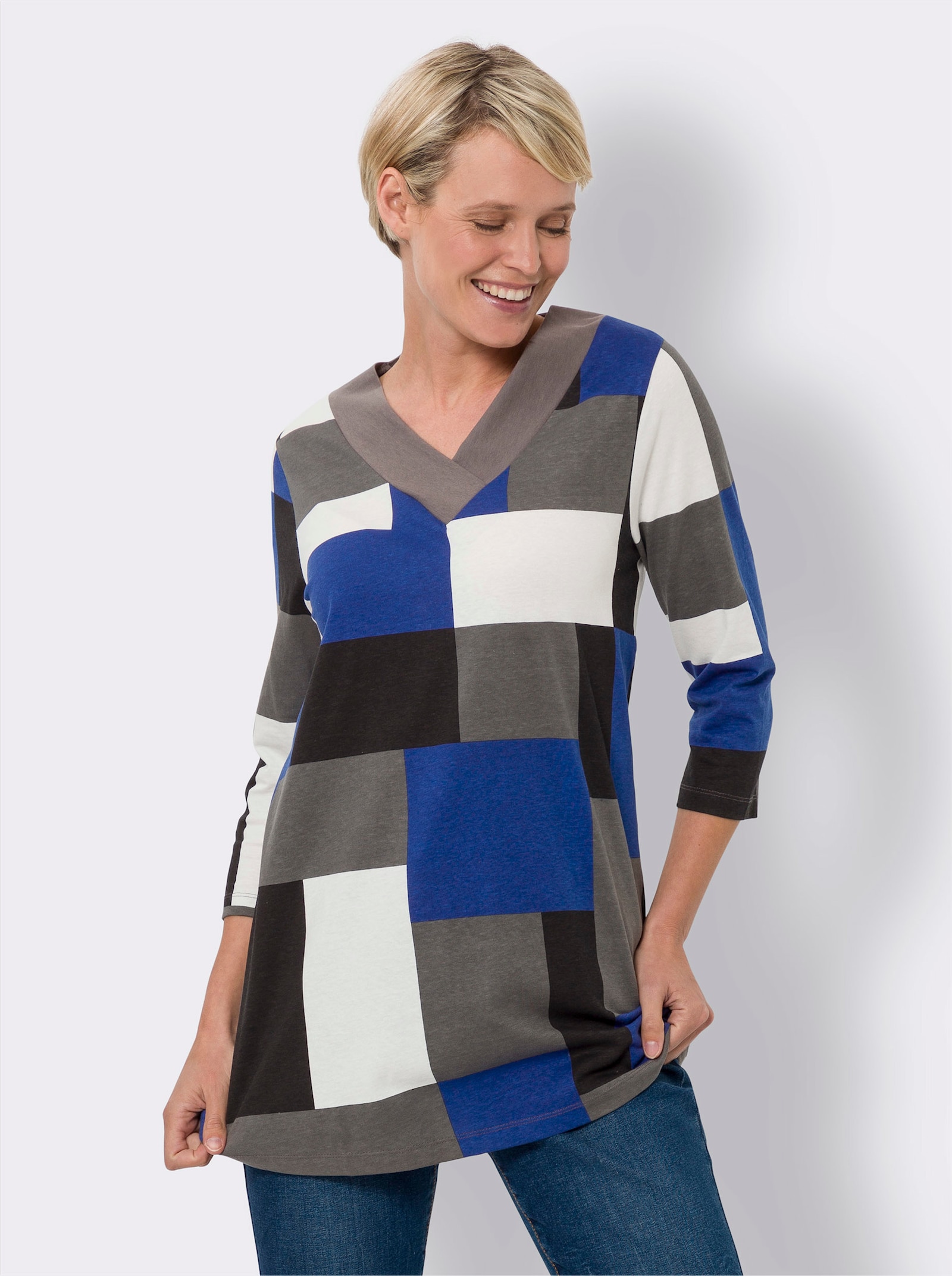 Lang shirt in A-lijn - zwart/koningsblauw bedrukt