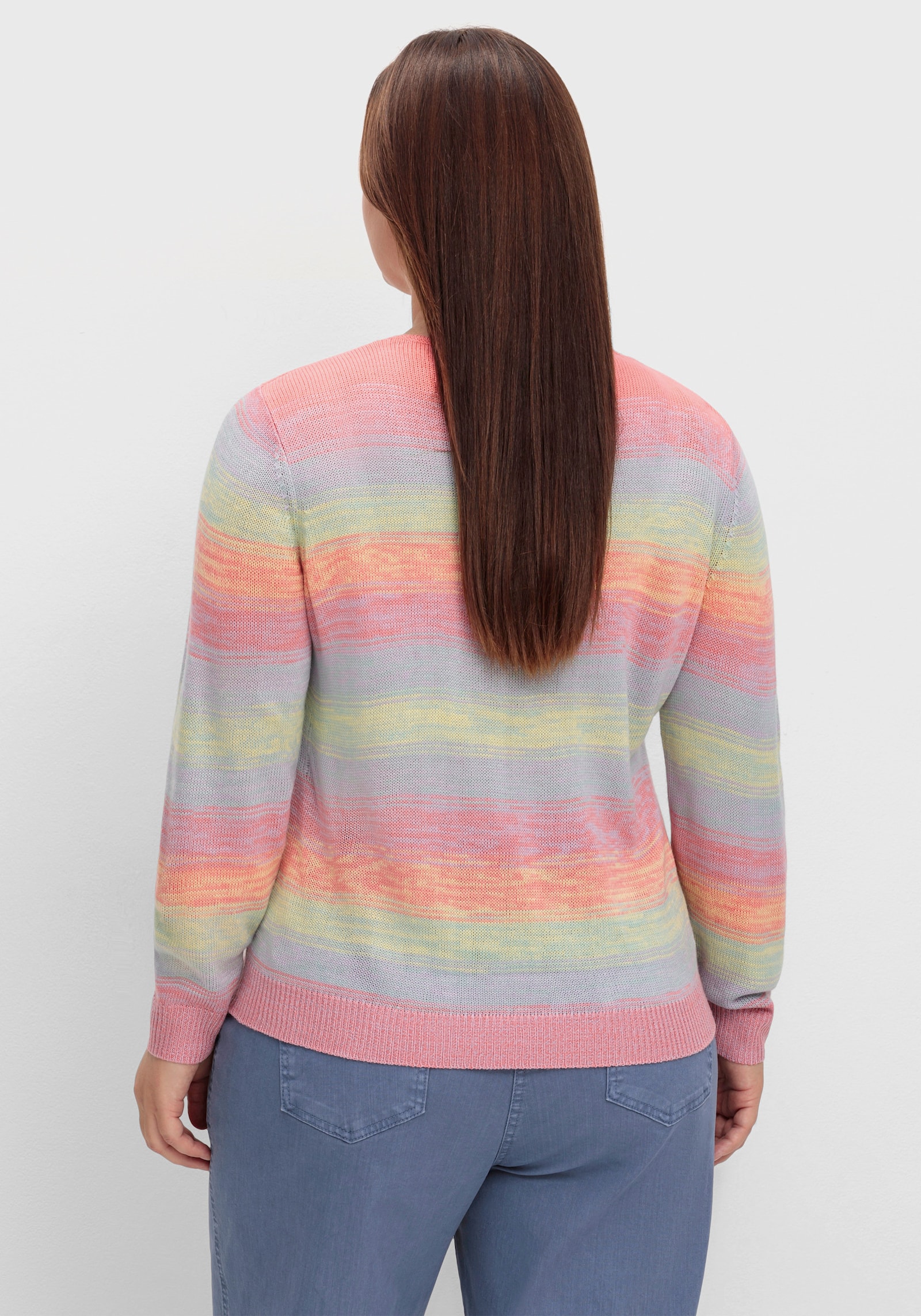 V-Ausschnitt-Pullover mit Farbverlauf - flamingo-flieder-gemustert