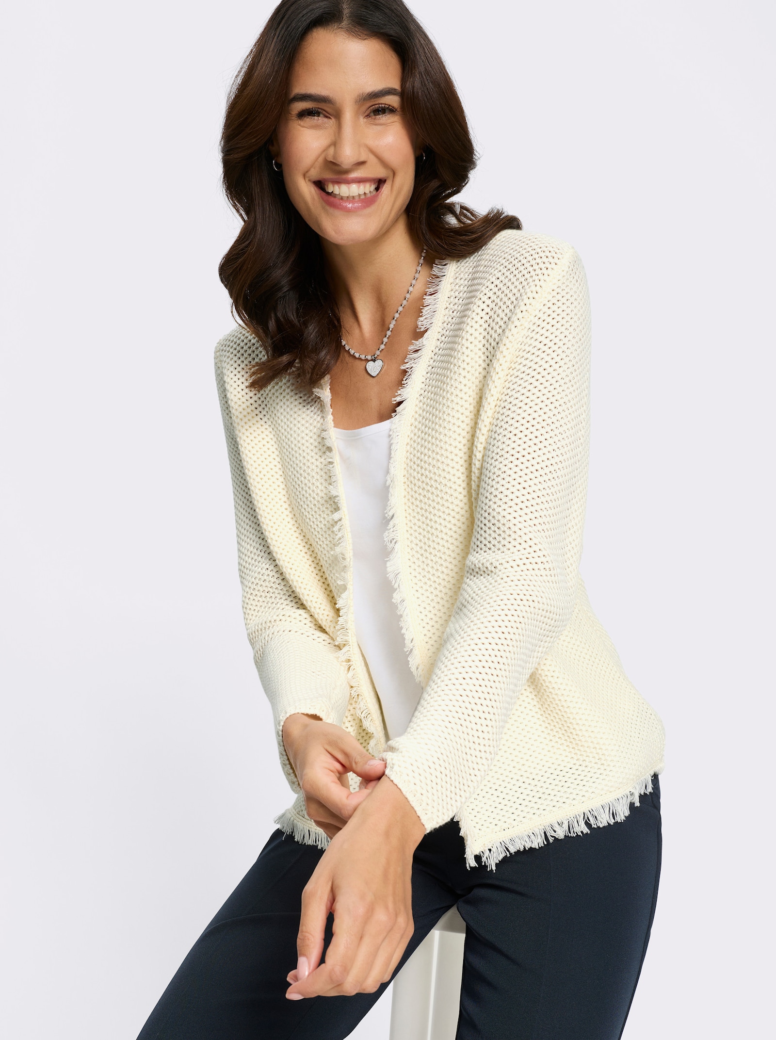 Strickjacke mit Fransen - champagner