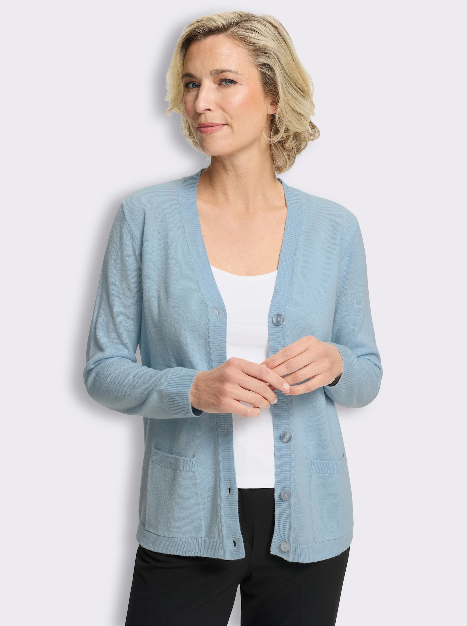 Strickjacke in Feinstrick-Qualität - hellblau