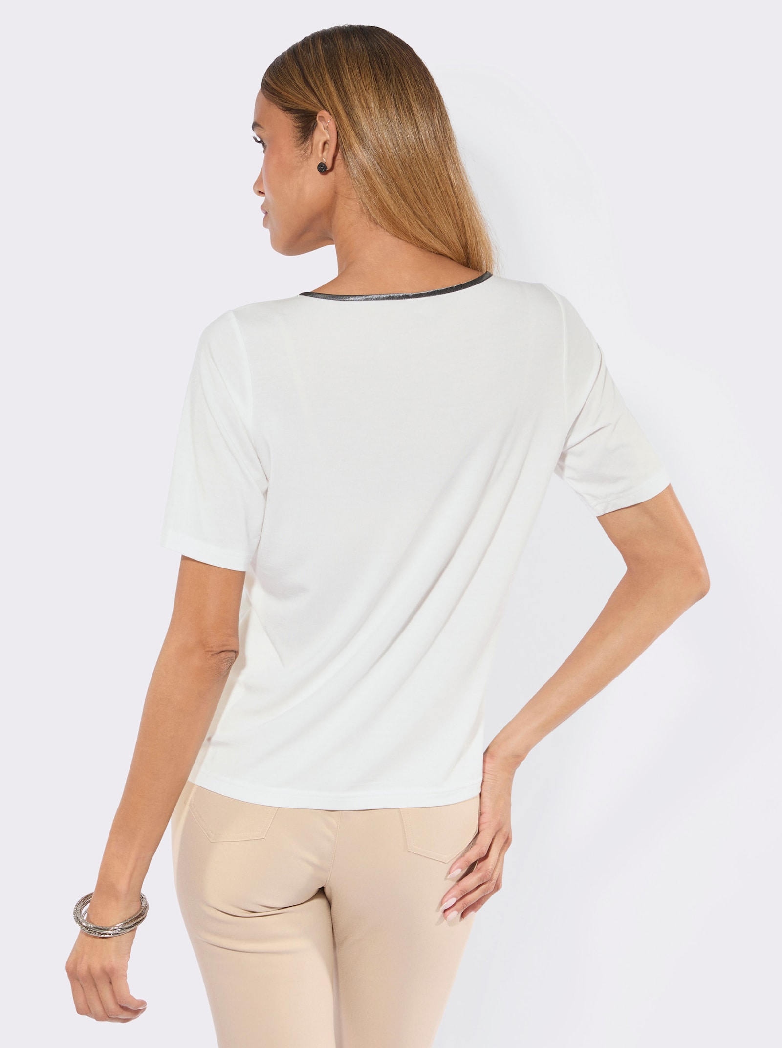 Kurzarmshirt mit Kontrast-Paspeln - ecru