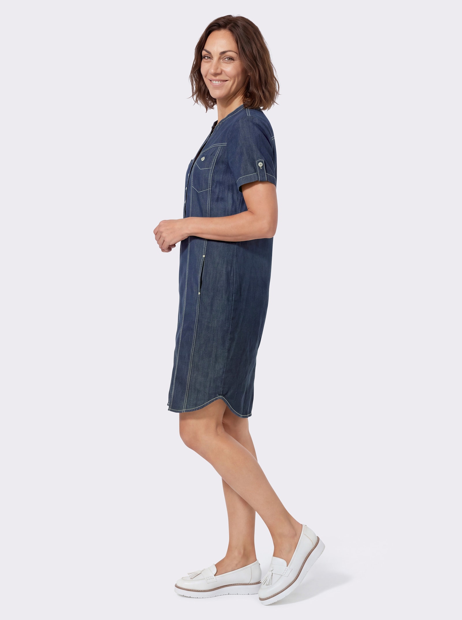 Jeanskleid mit abgerundetem Saum - blue-stone-washed