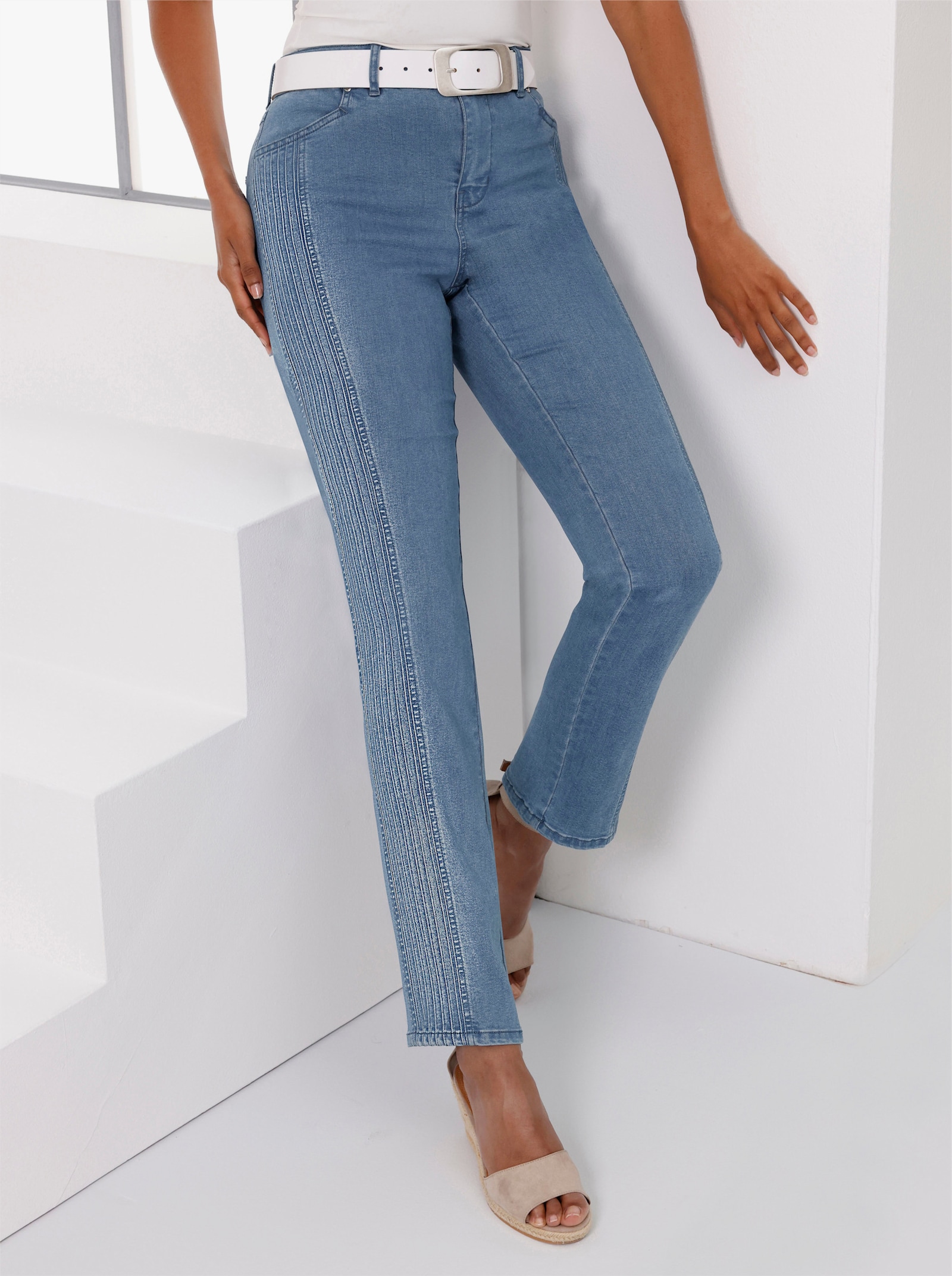 CREATION L PREMIUM Stretchjeans met biezen opzij - blue-bleached