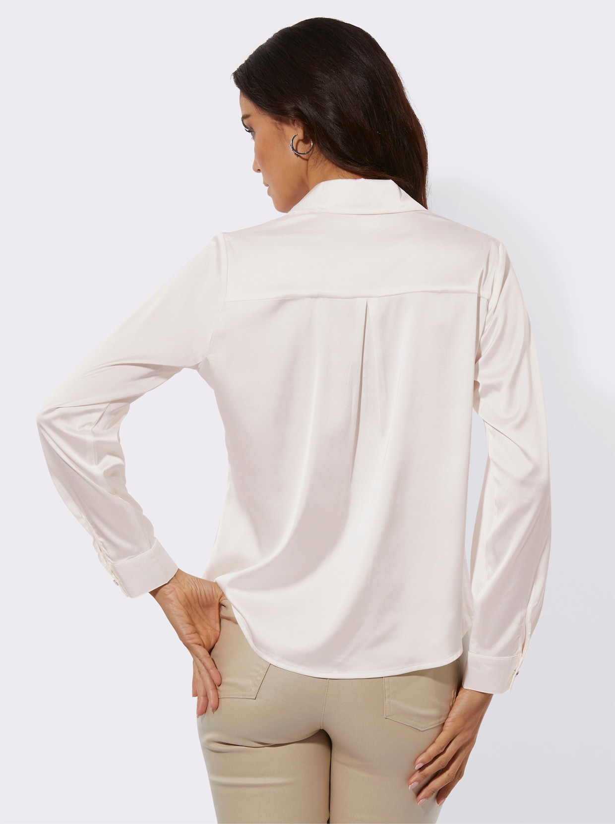 Satinbluse mit Kellerfalte hinten - ecru