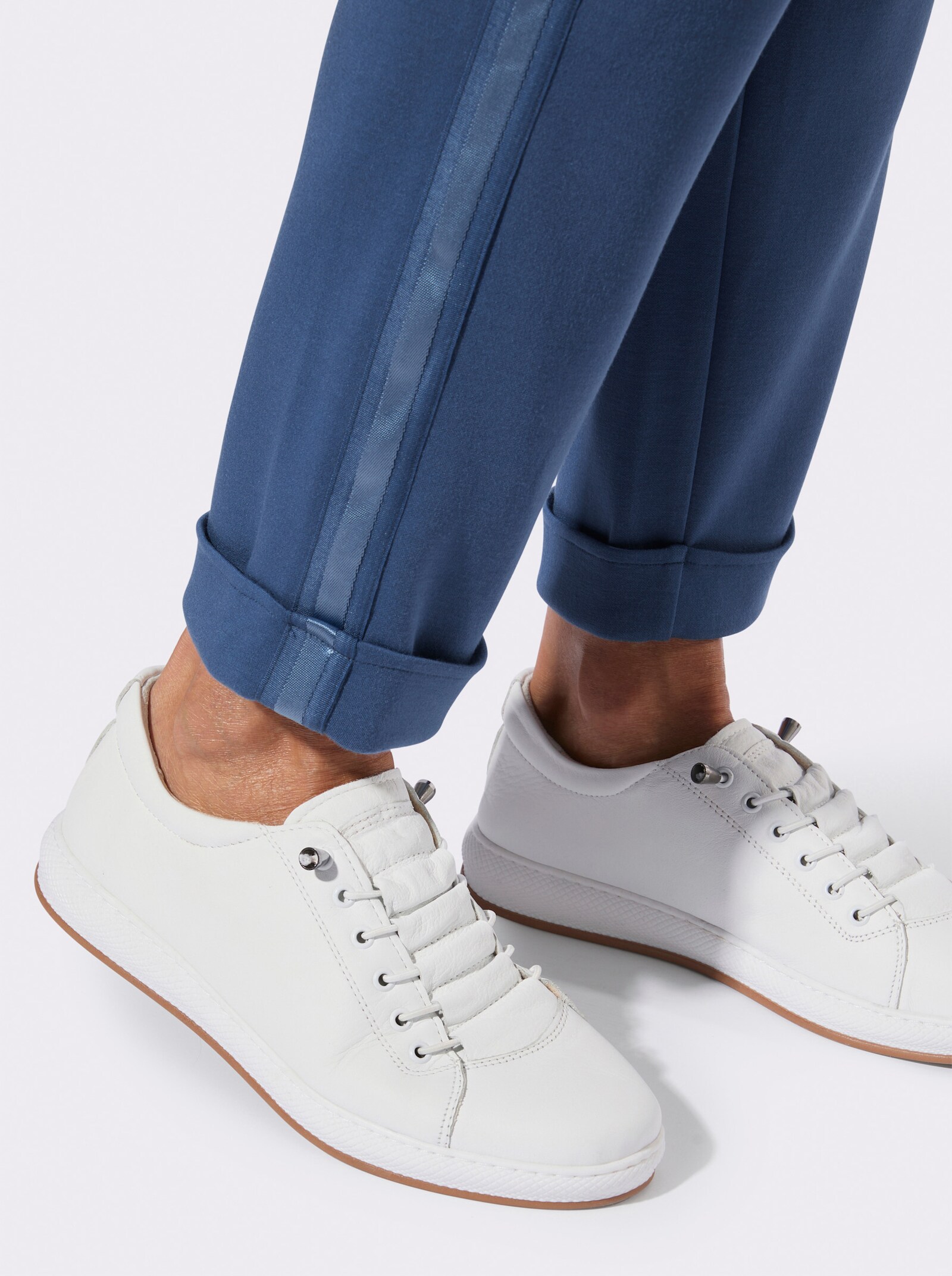 Jogg Pants mit Ripsband-Verzierung - jeansblau