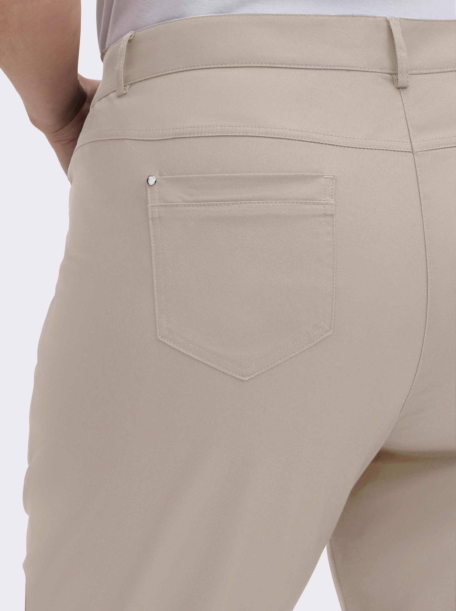 7/8-Jeans mit optisch streckenden Nähten - beige
