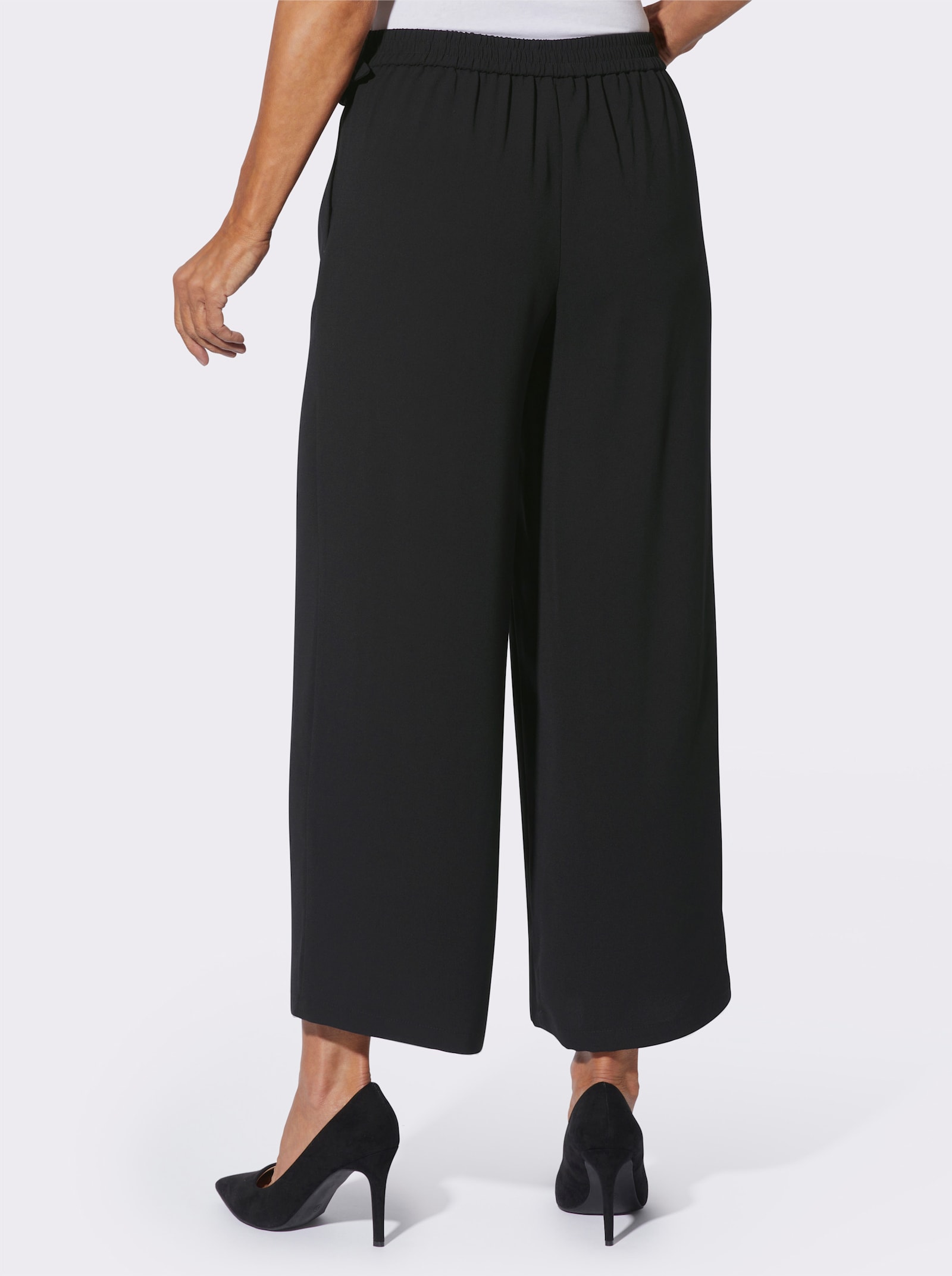 Culotte mit runder Zierschnalle - schwarz