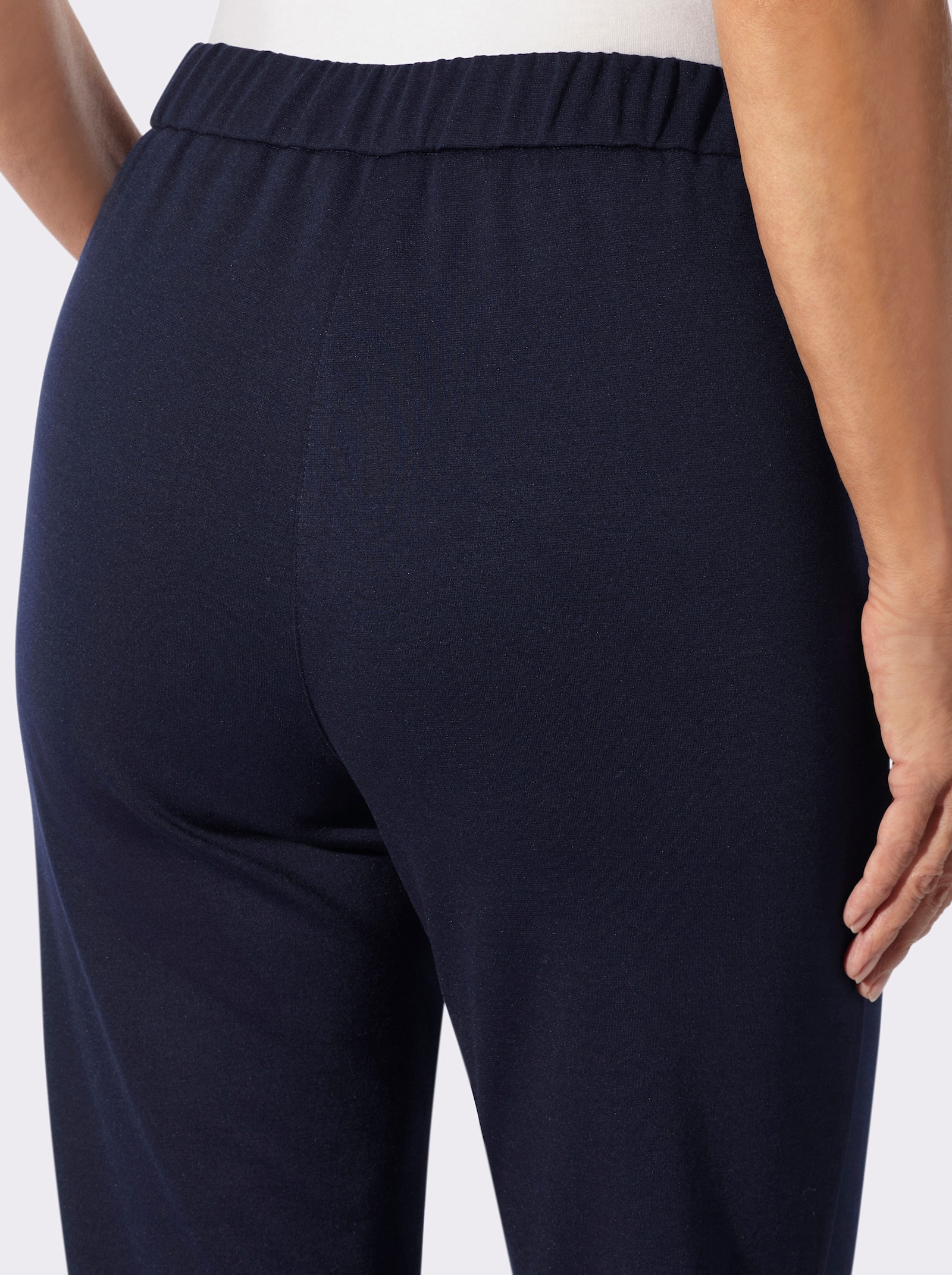 Jerseyhose mit Zierknöpfen bei den Taschen - marine