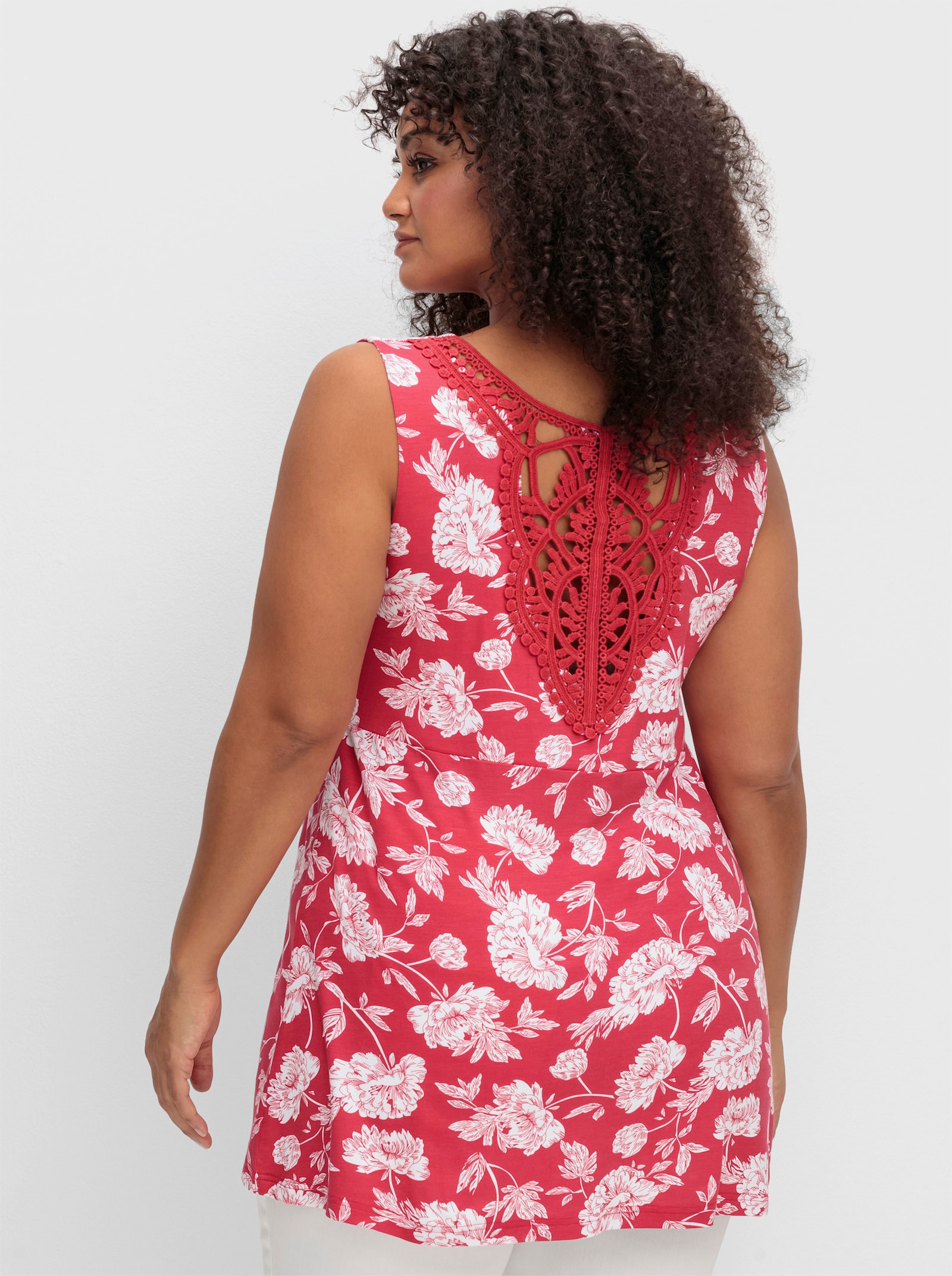 sheego by Joe Browns Longtop mit Spitze im Rücken - rot-gemustert