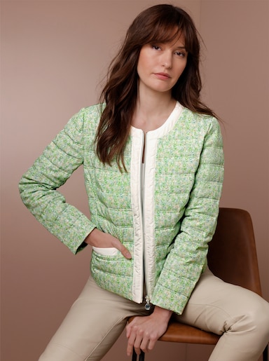 CREATION L PREMIUM Daunenjacke mit horizontalem Steppmuster - reseda-ecru-bedruckt