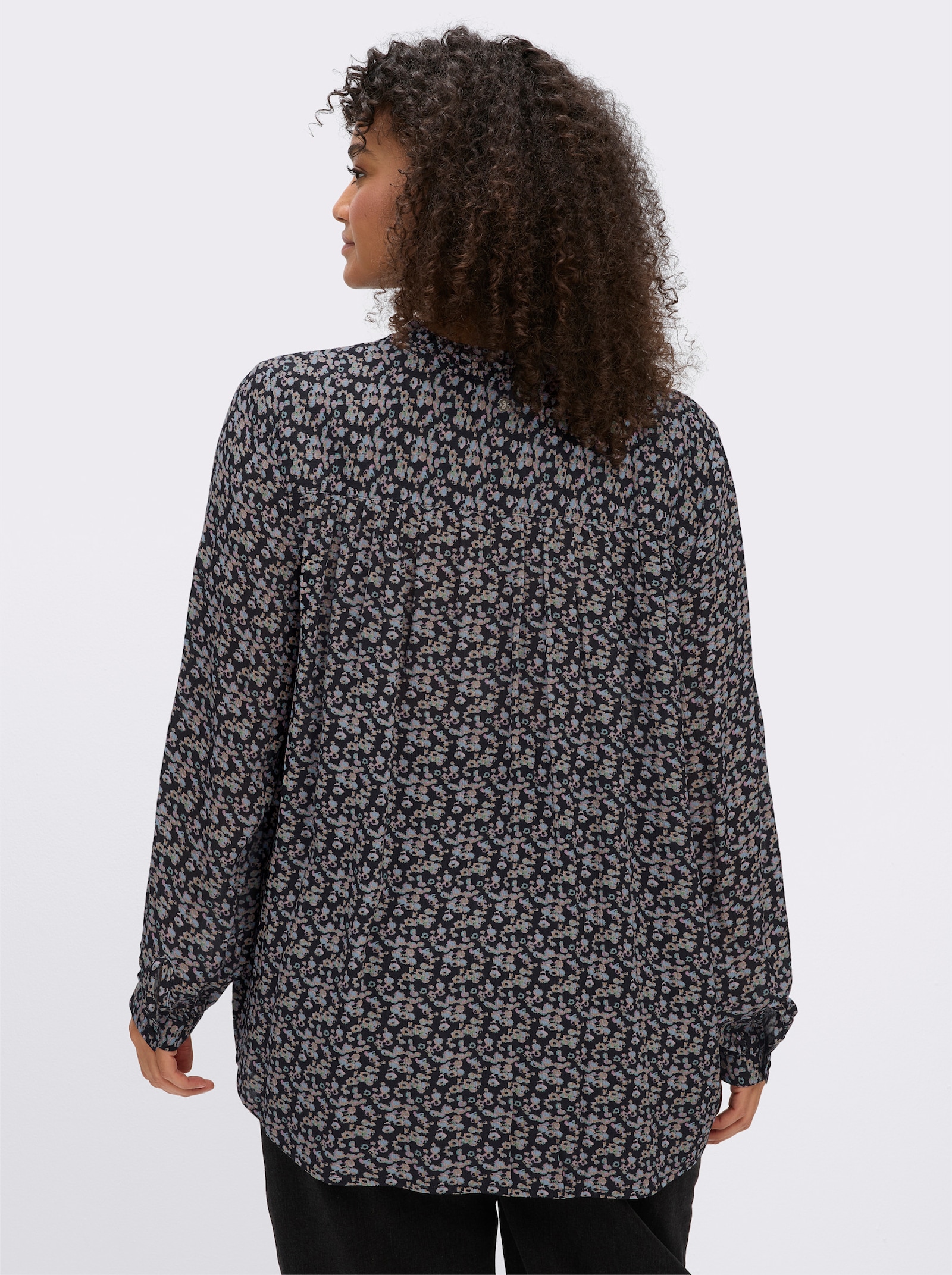sheego Crêpebluse mit floralem Minimalprint - tiefblau-orchidee-bedruckt