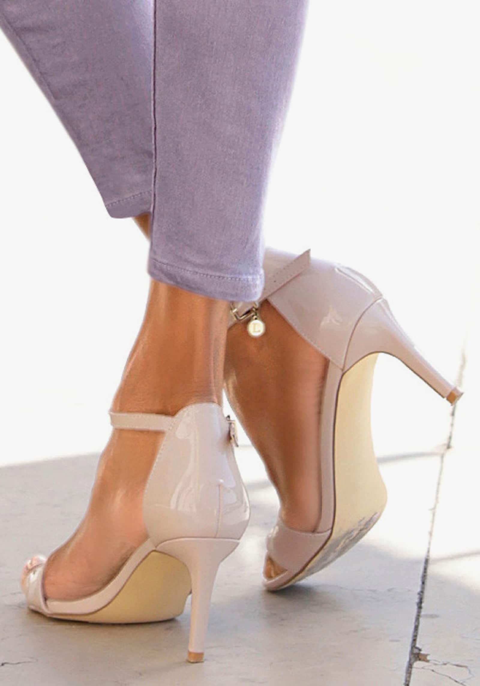 LASCANA sandales à talons hauts - beige