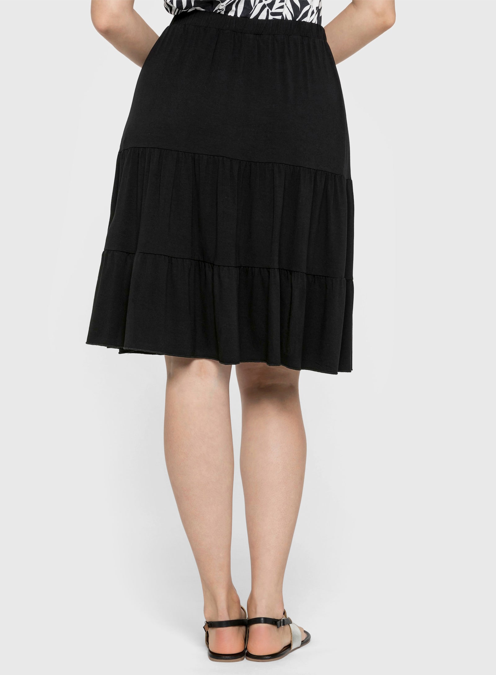 sheego Volantrock mit Gummibund - schwarz