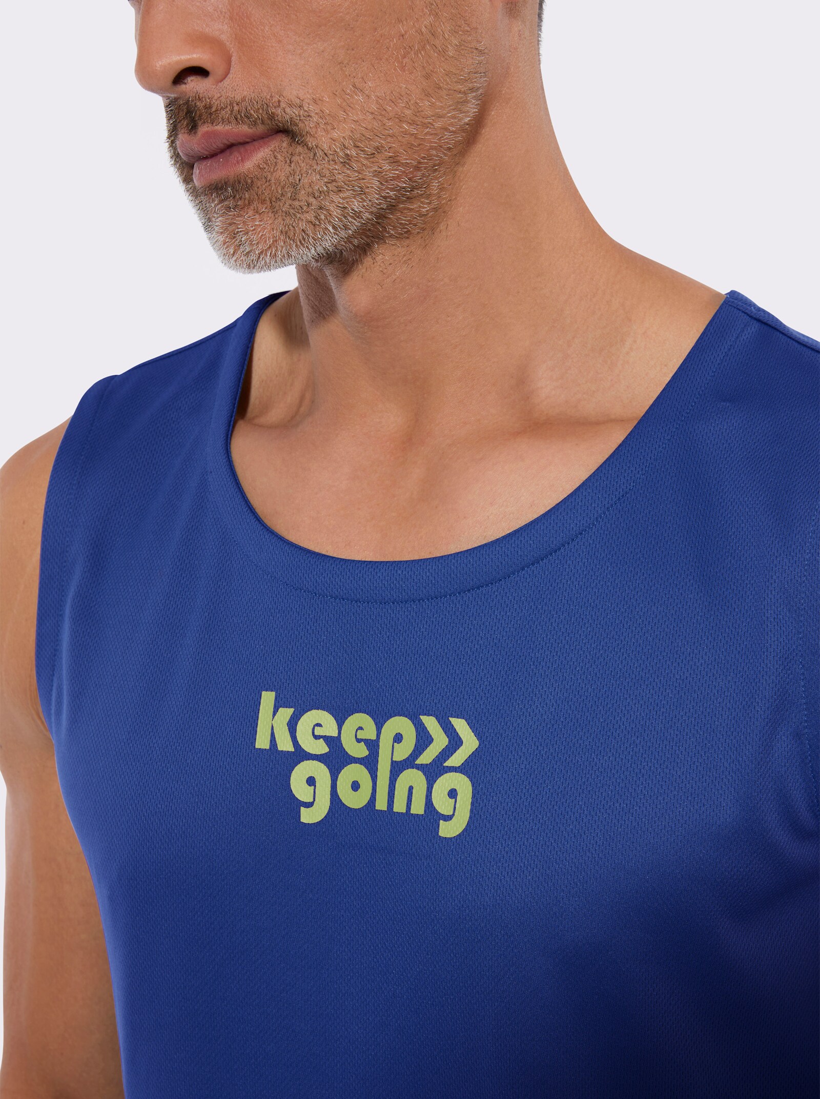 Achselshirt mit platziertem Schriftzug - royalblau