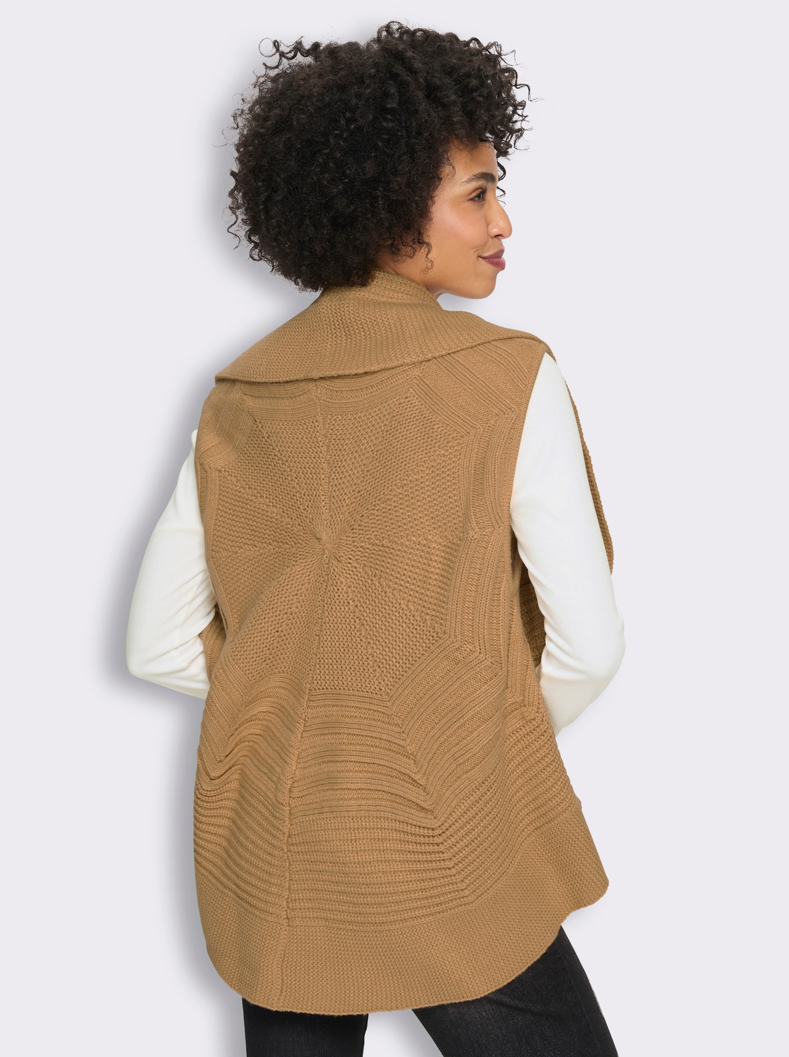heine Strickjacke mit Ajourmuster - camel