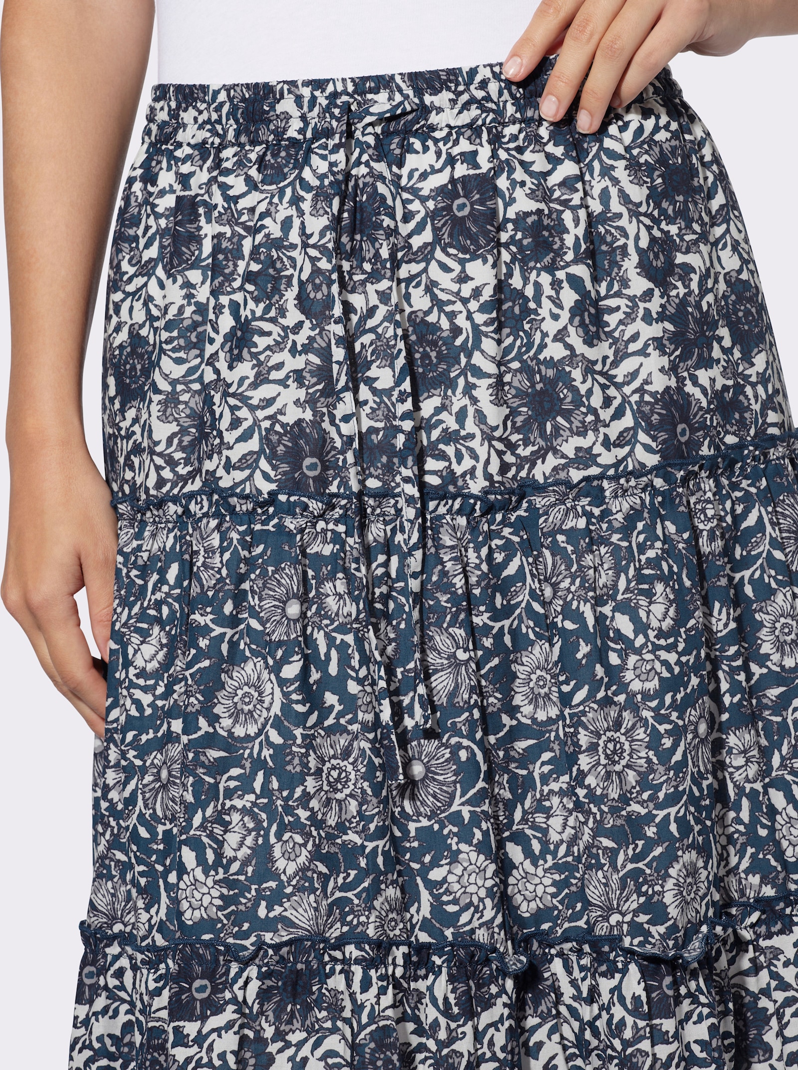 heine Schlupfrock mit Patch-Dessin - champagner-dunkelblau-bedruckt