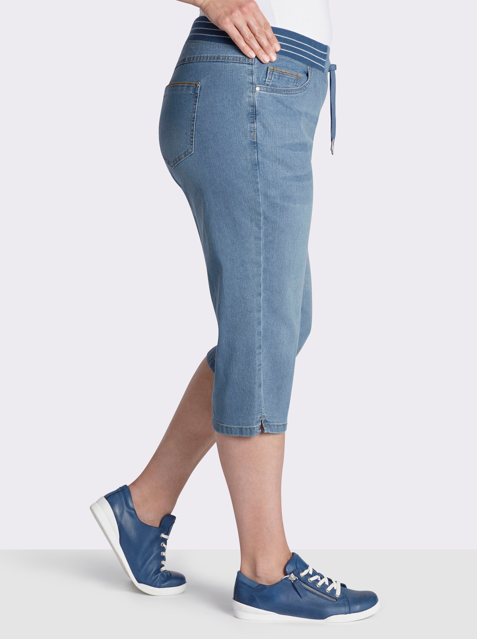 Caprijeans mit Rundum-Dehnbund - blue-bleached