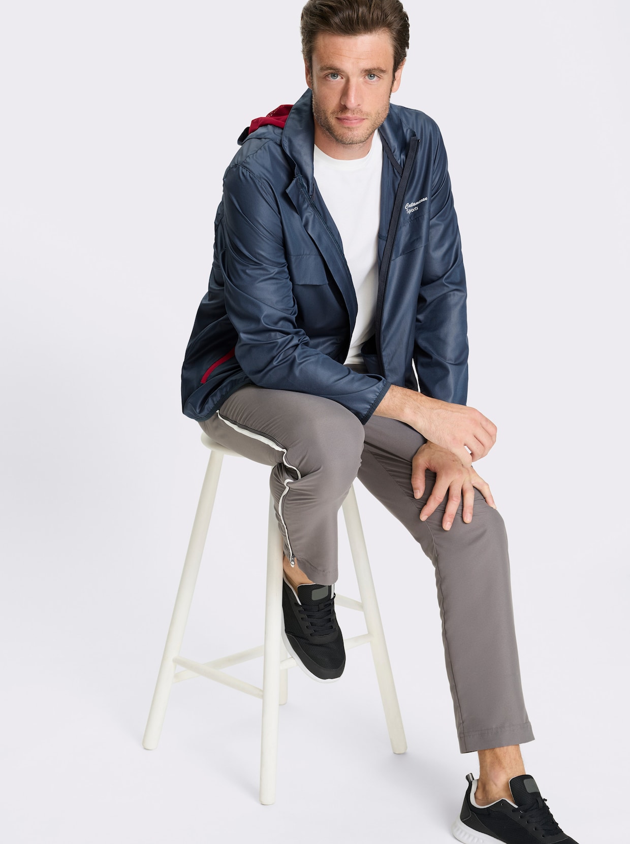 Catamaran Sports Funktionsjacke mit Belüftungsschlitzen hinten - dunkelblau