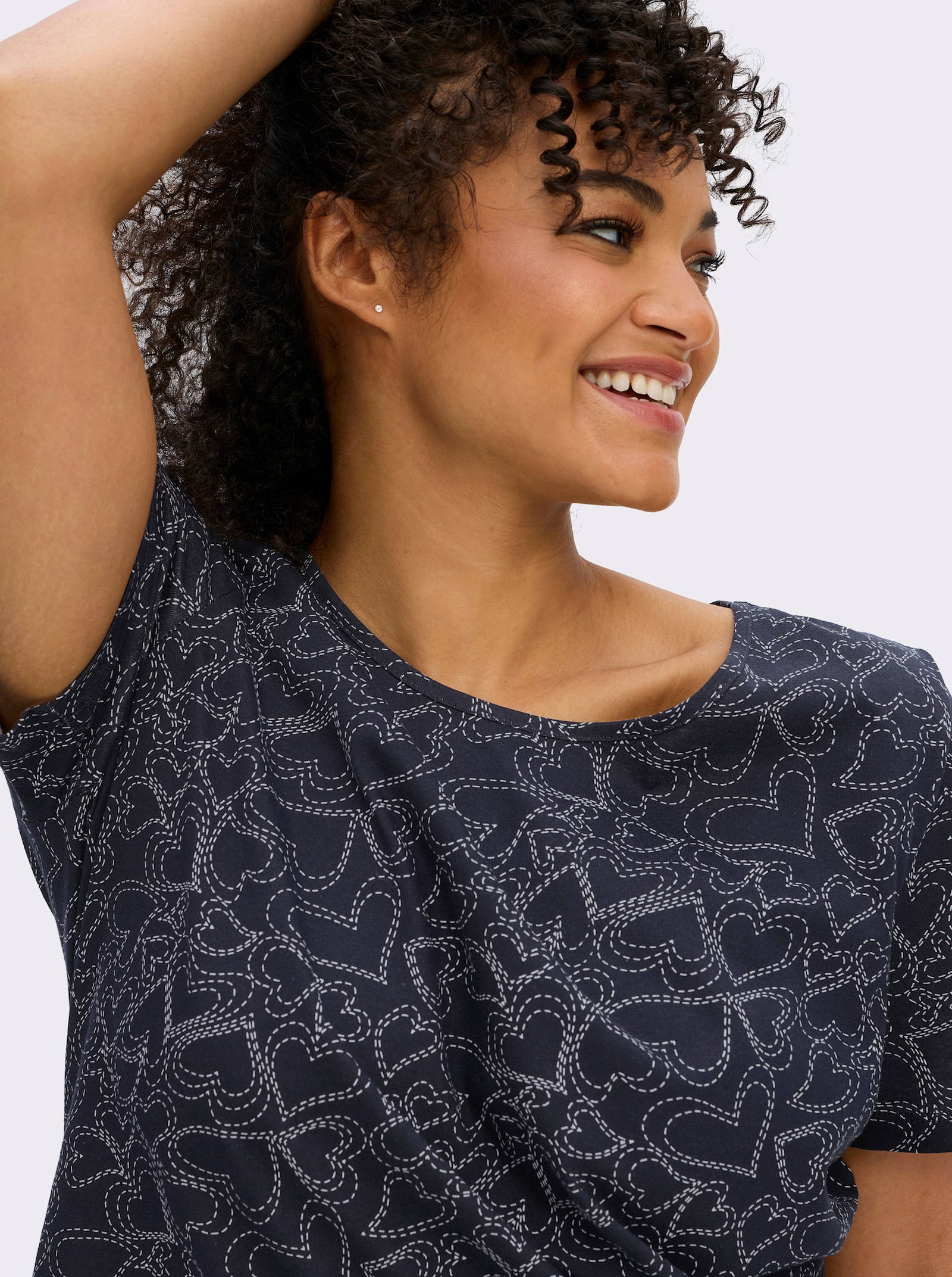 T-Shirt mit Herzchen-Dessin - marine-bedruckt