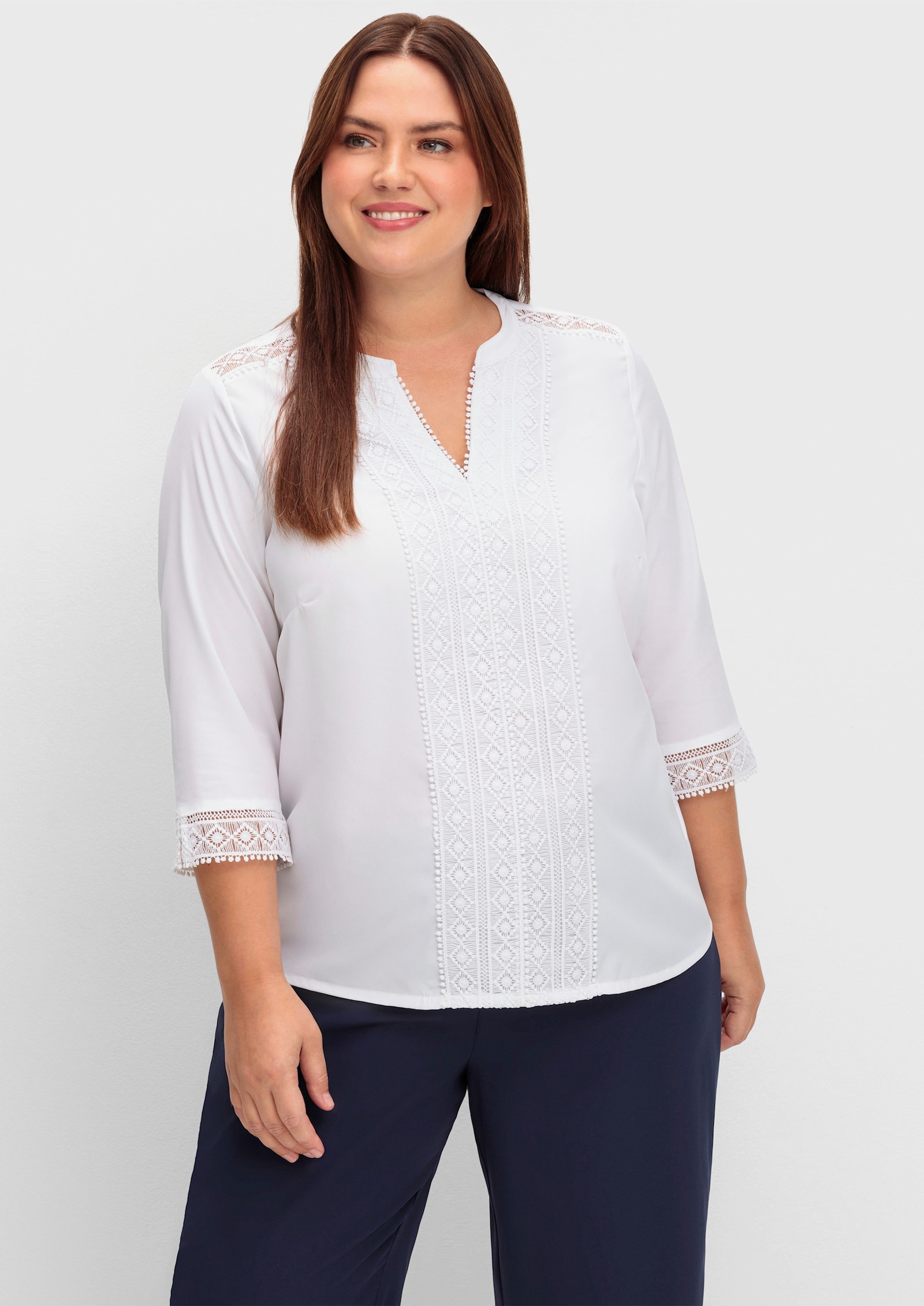 Schlupfbluse mit Spitze - weiß