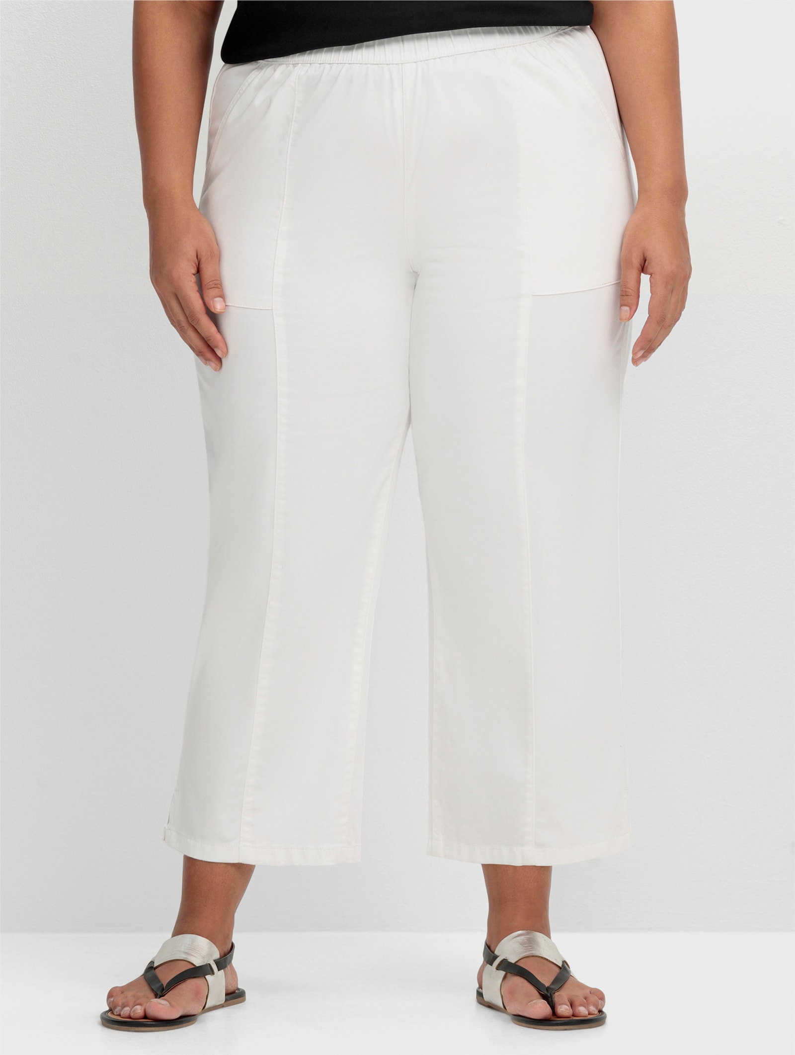 sheego 7/8-Hose in weiter Form - weiss