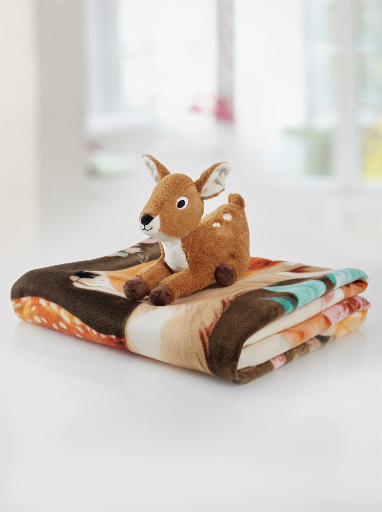 Decke mit Reh - braun
