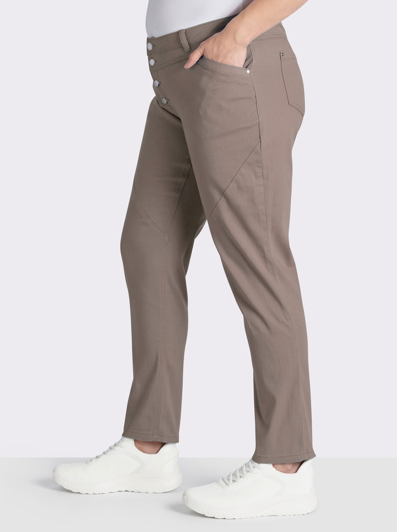 Jeans mit Knopfleiste statt Reißverschluss - taupe