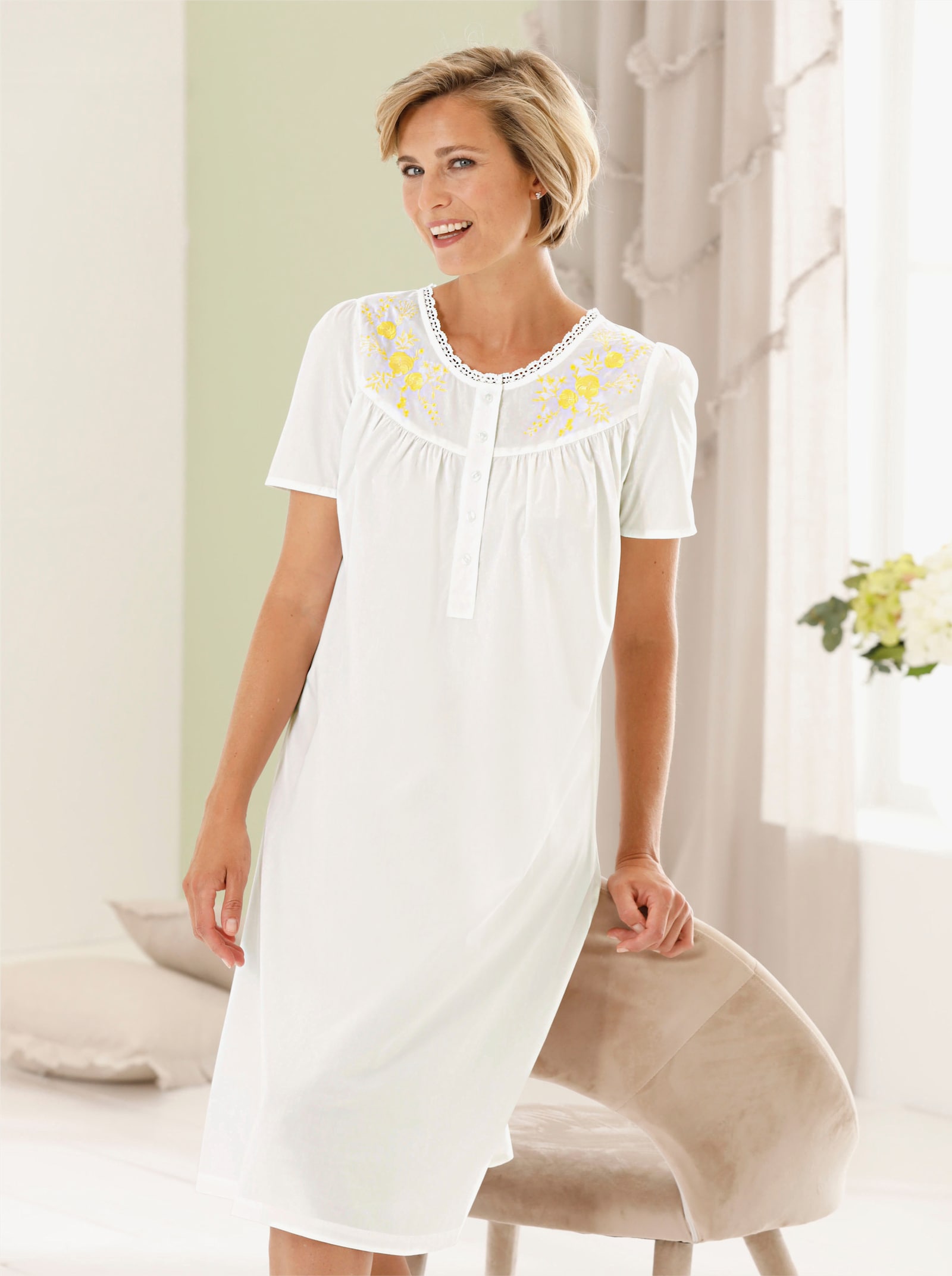 wäschepur Nachthemd in Batist-Qualität - weiss