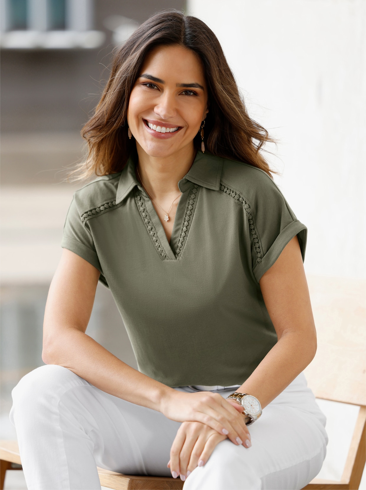 Poloshirt mit Spitzenborte - khaki